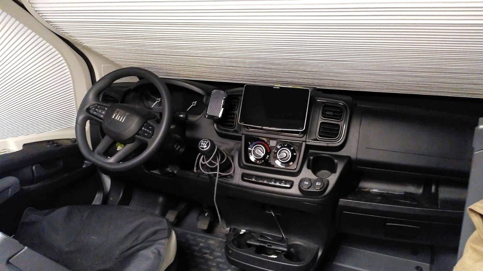 Adria ADRIA TWIN 600 SPB FAMILY PLUS