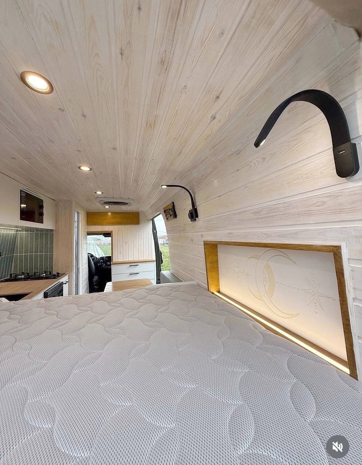 Couchages Citroën Jumper 2,2 BlueHDI 140CV - Yescapa