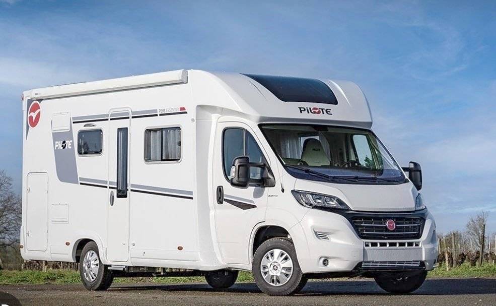 Pilote 35 light 2,4 l 140 ch.