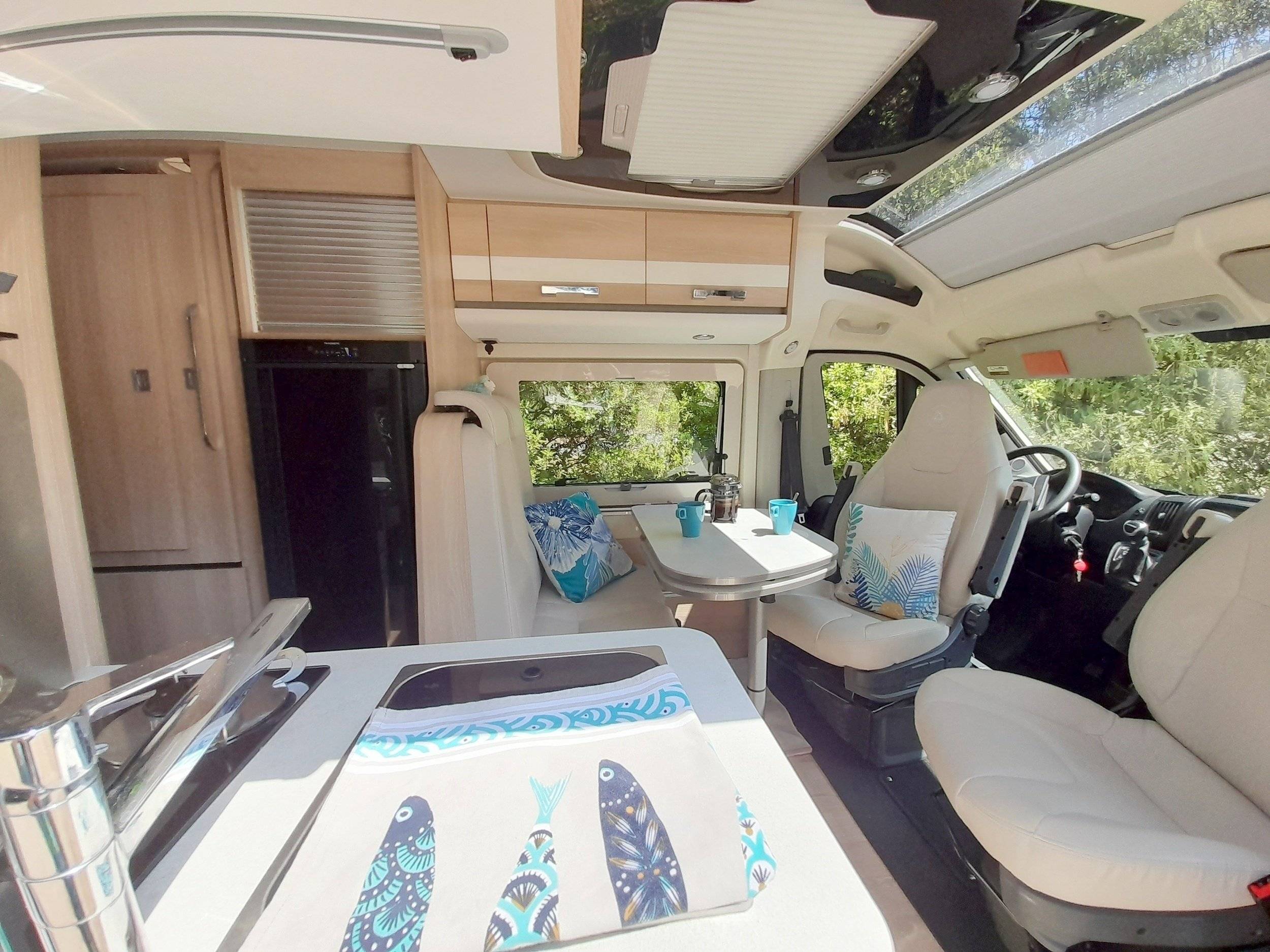 Eethoek Fiat Fiat Ducato, 2.3 l 140 Multijet, Euro 6d-Temp - Yescapa