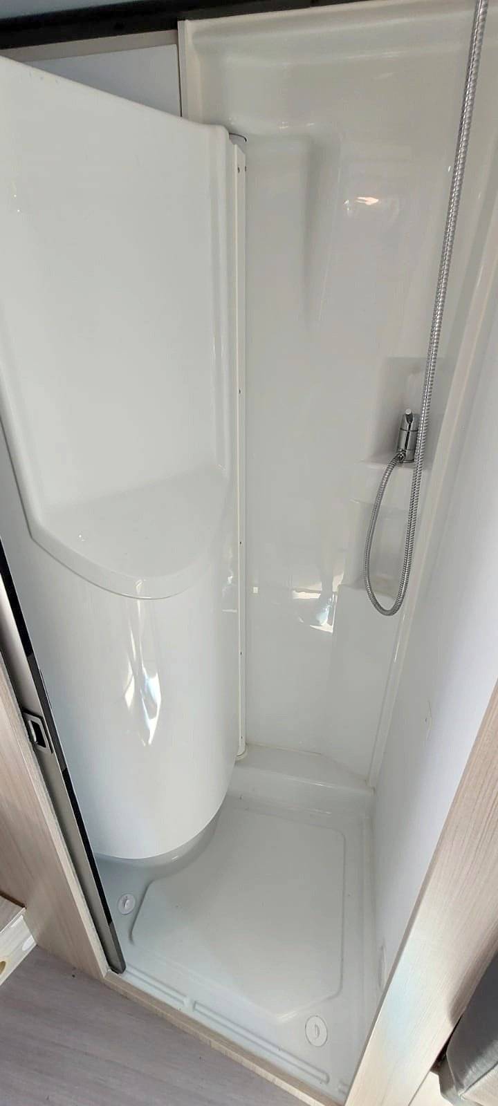 Adria Adria Compact DL