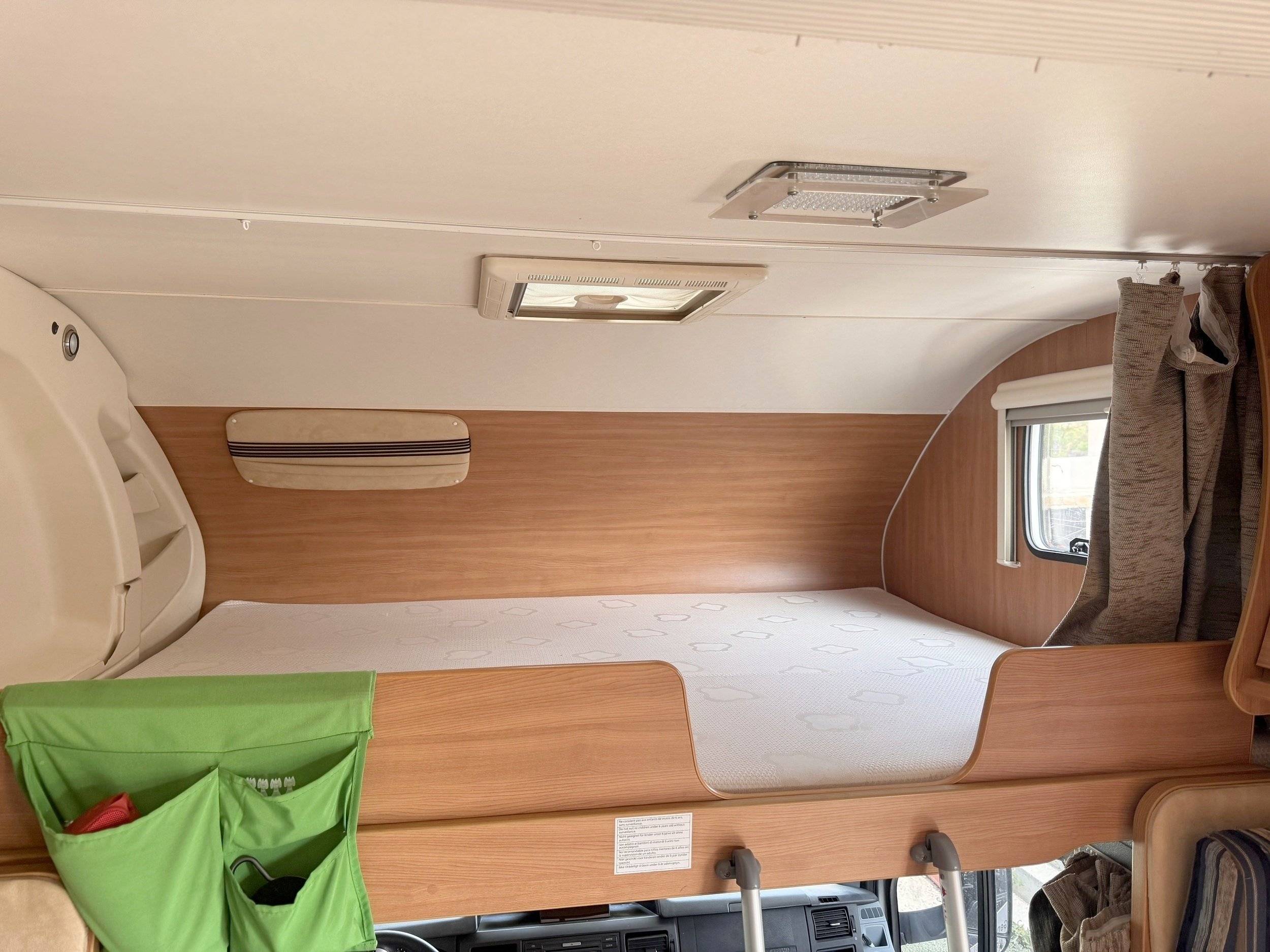 Challenger Transit 2,4 l 140 ch