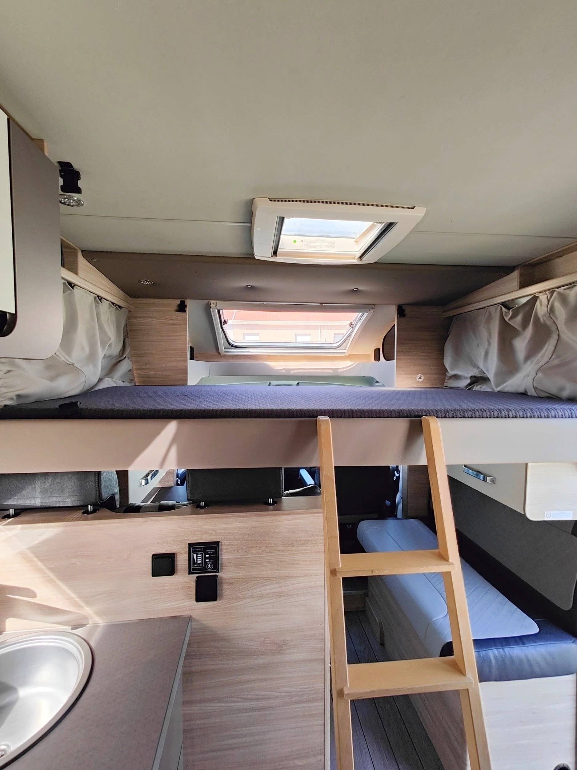 Weinsberg Carasuite 650