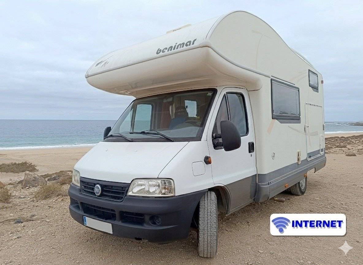 Vista del vehículo ángulo delantero Fiat FIAT DUCATO - Yescapa