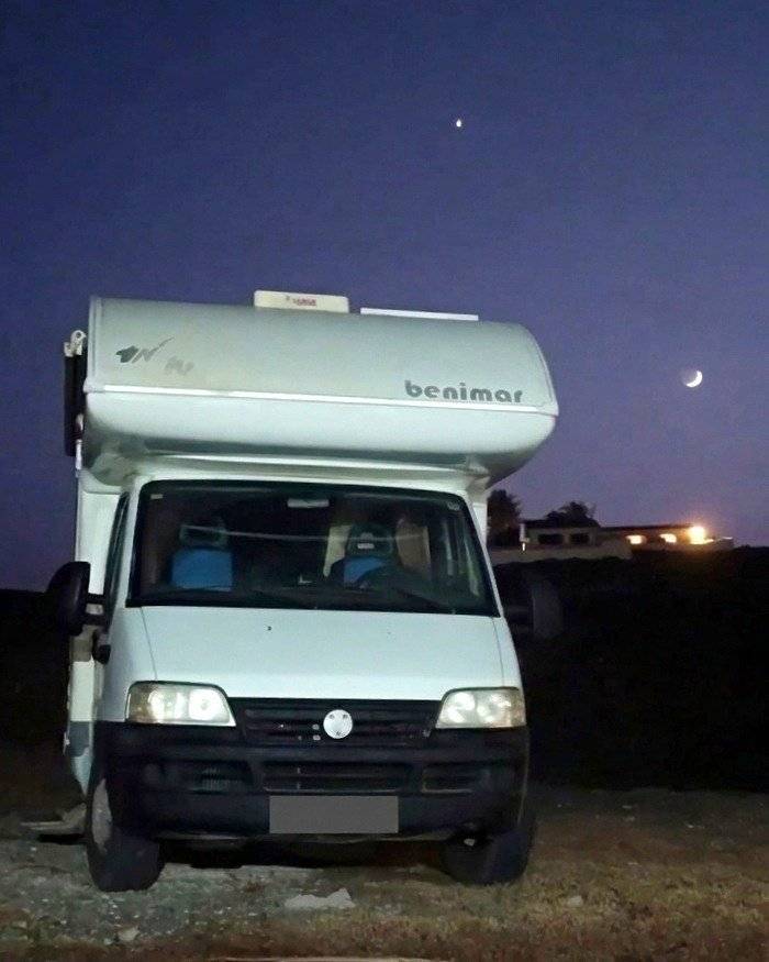 Vista frontale a ¾ Fiat FIAT DUCATO - Yescapa