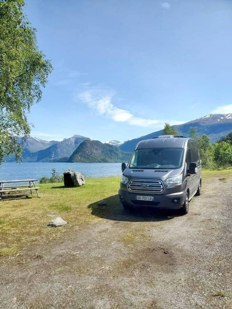 Moi-même  FORD TRANSIT