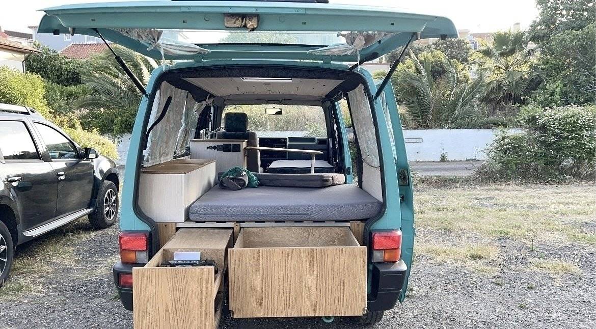 Camper Track Volkswagen Transporter