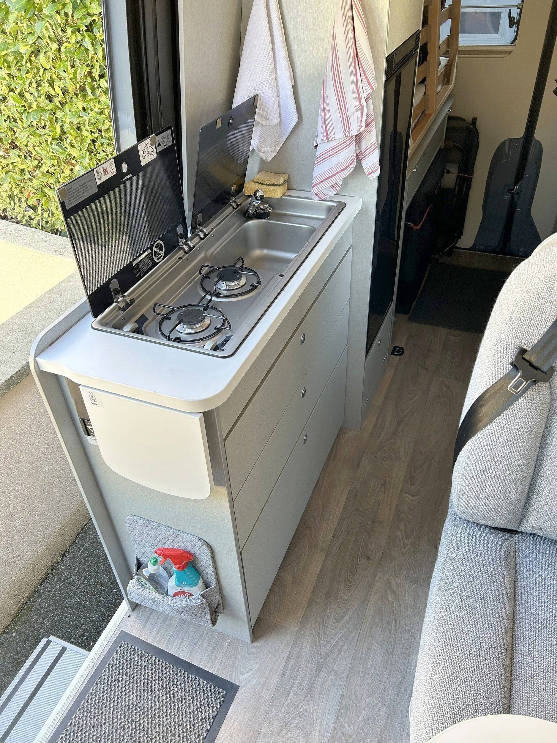 Essecke Mercedes Mercedes Benz Sprinter 316 - Yescapa