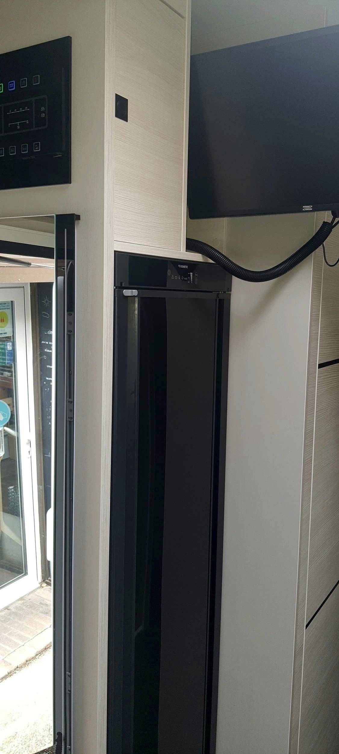 Challenger 380 GRAPHITE