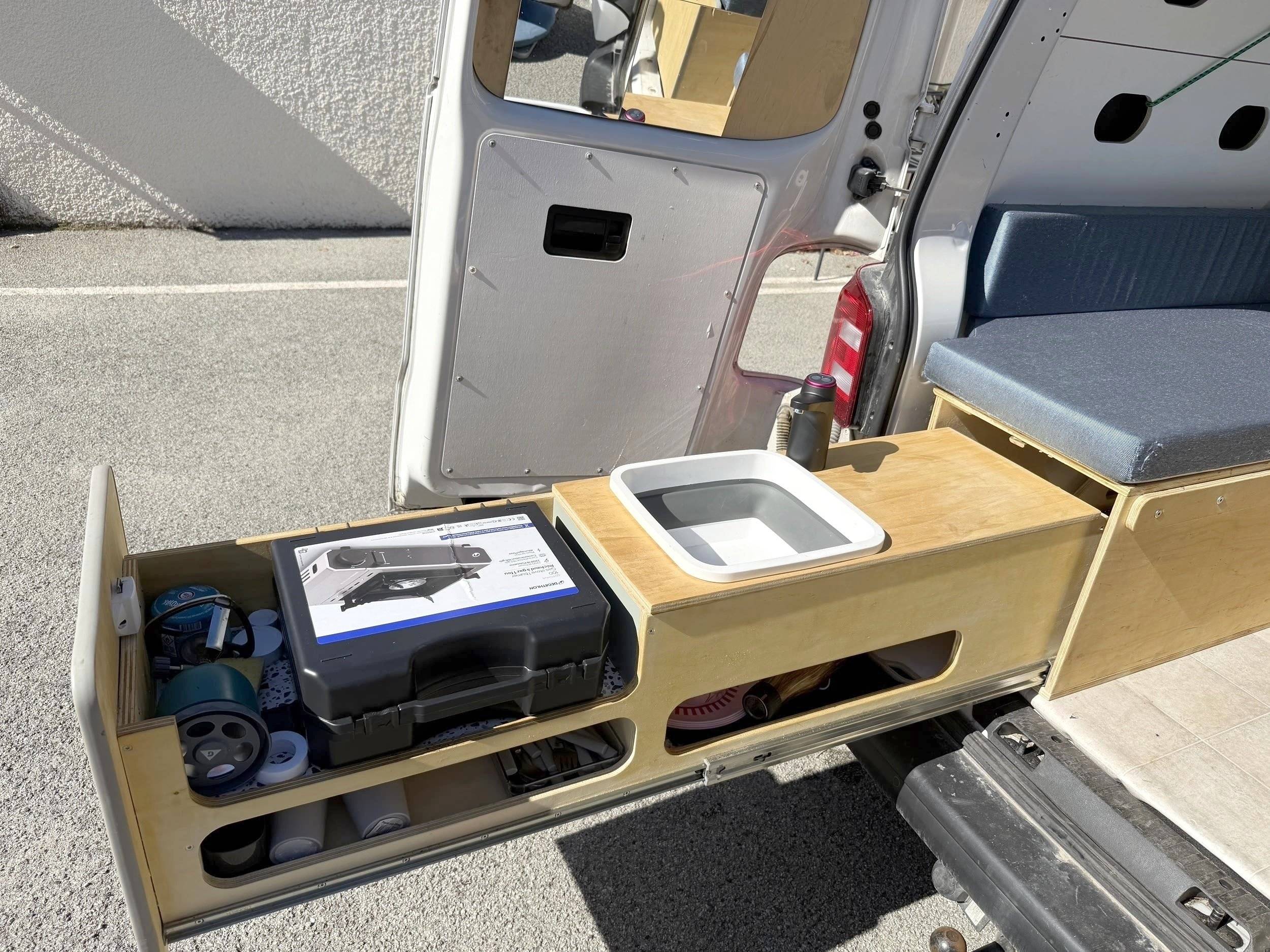 Berth Volkswagen T6 2 l 102 ch - Yescapa