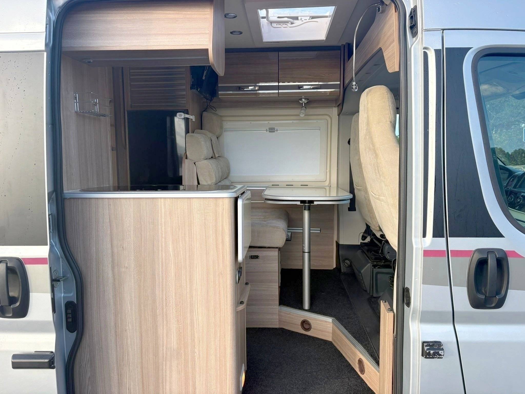 Menjador Fiat - Yescapa