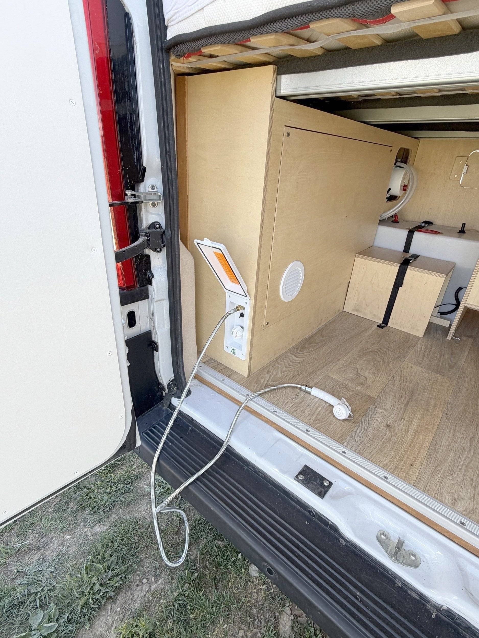 VanStuff Boxer