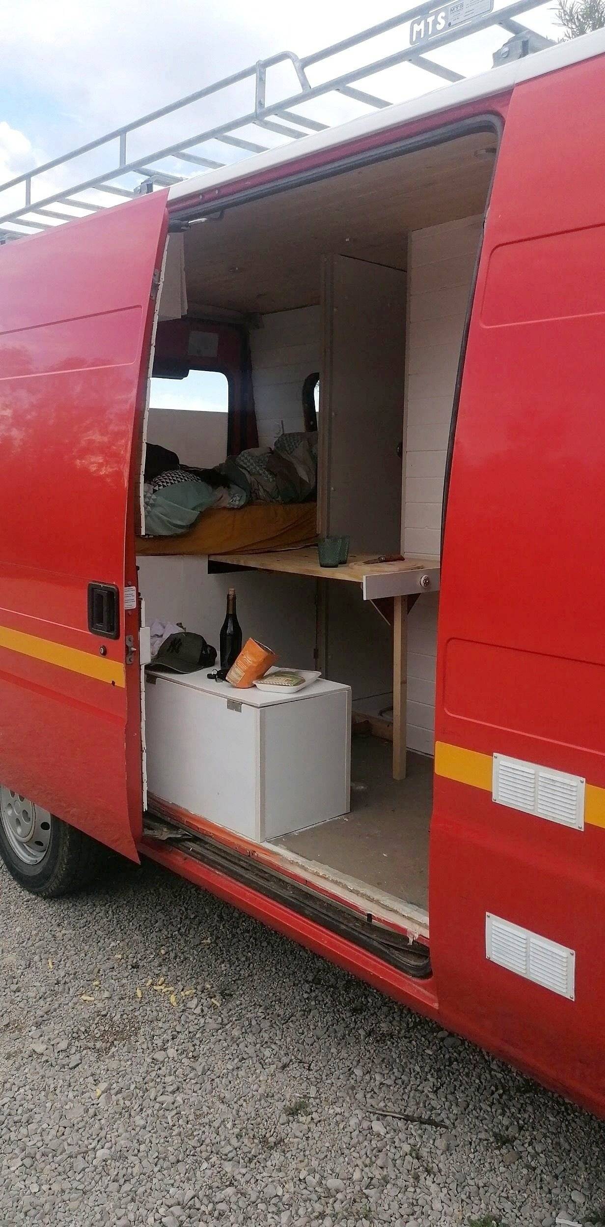 Dinette Citroën jumper - Yescapa