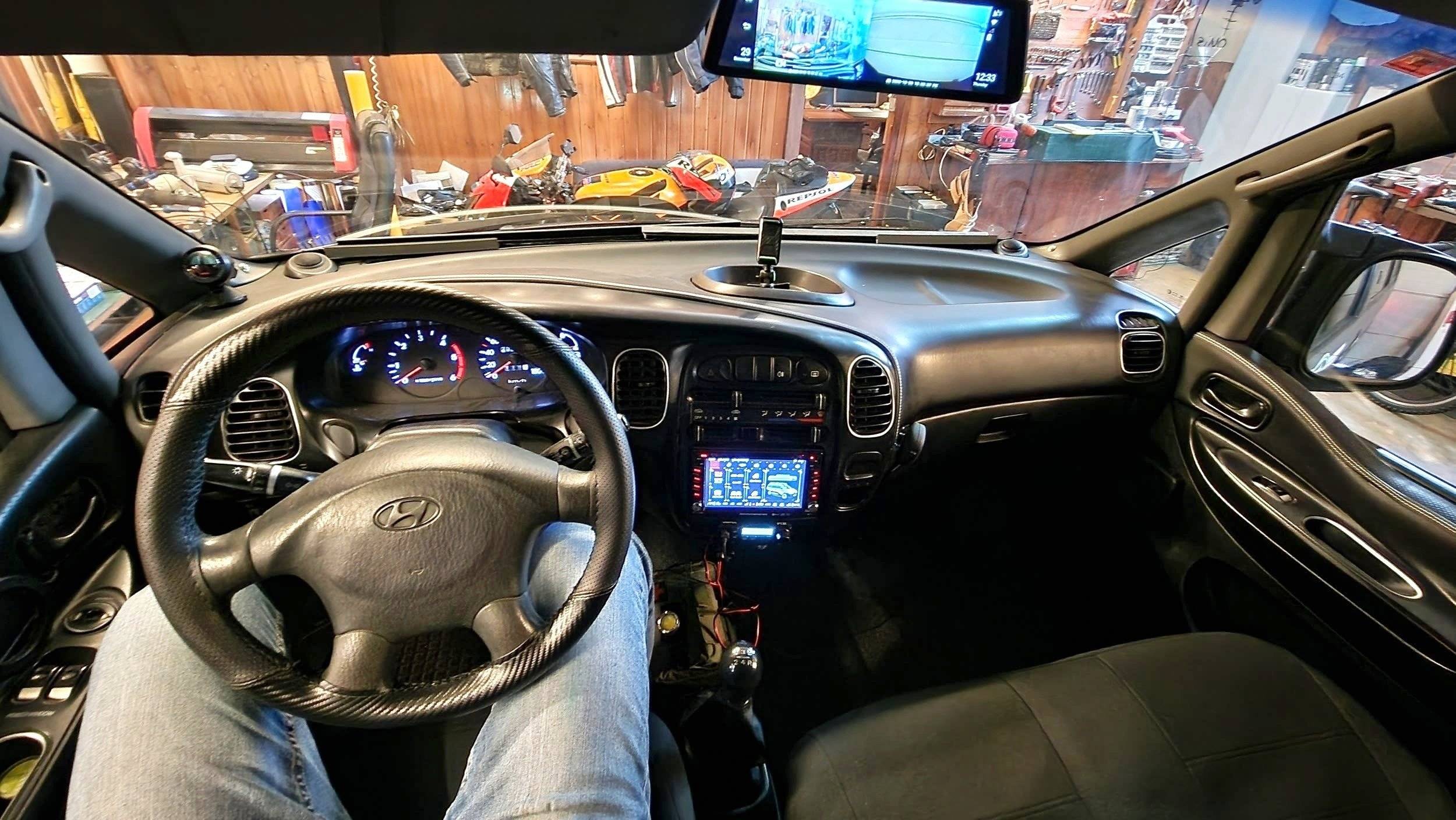 Hyundai H1