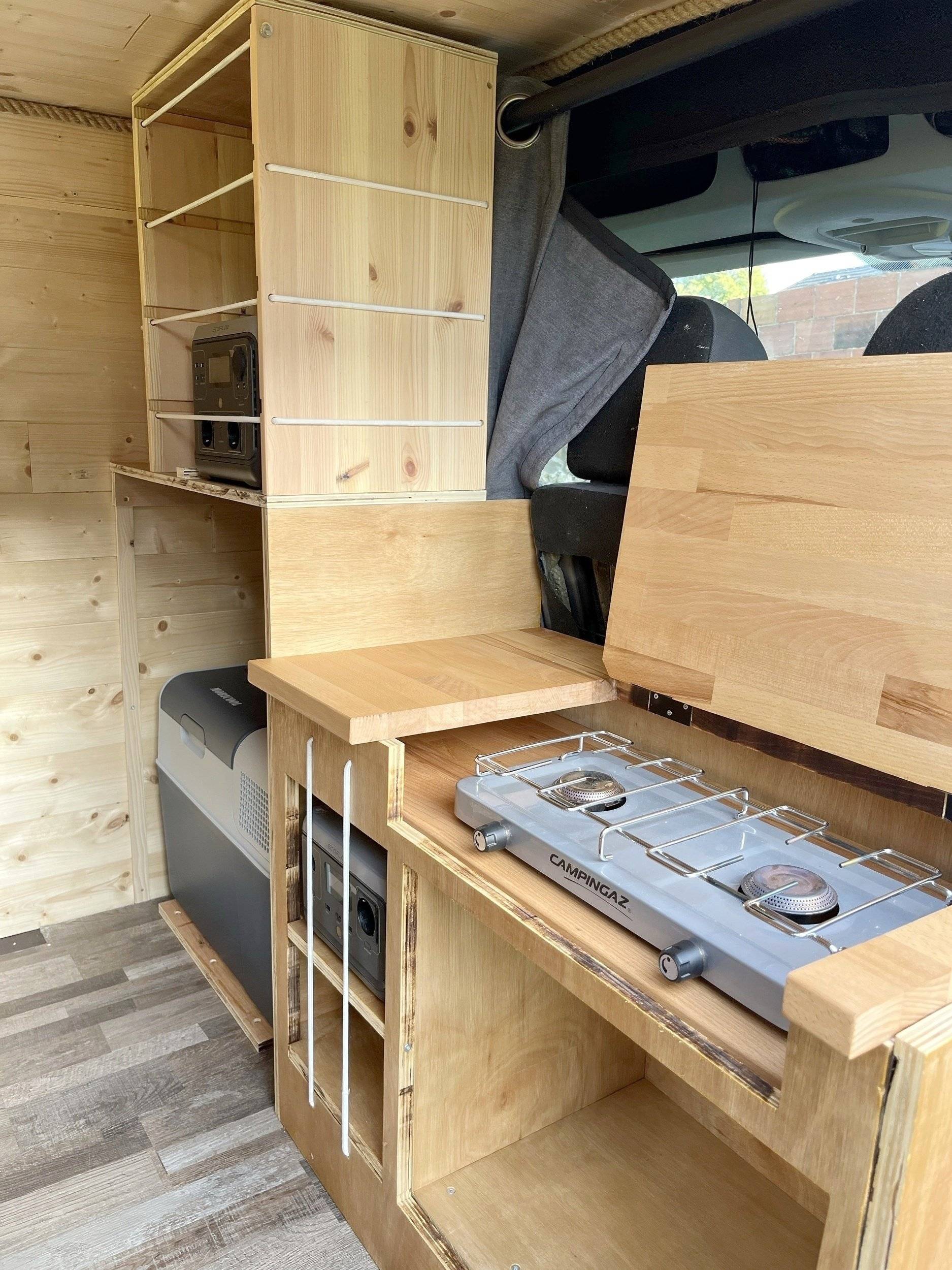 Dining Area Citroën Citroën jumpy - Yescapa