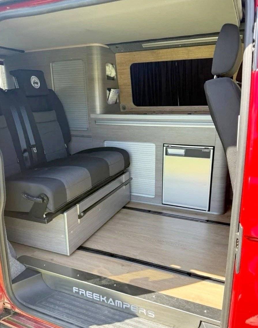 Menjador Volkswagen Transporter T6 2,0 l 140 ch - Yescapa