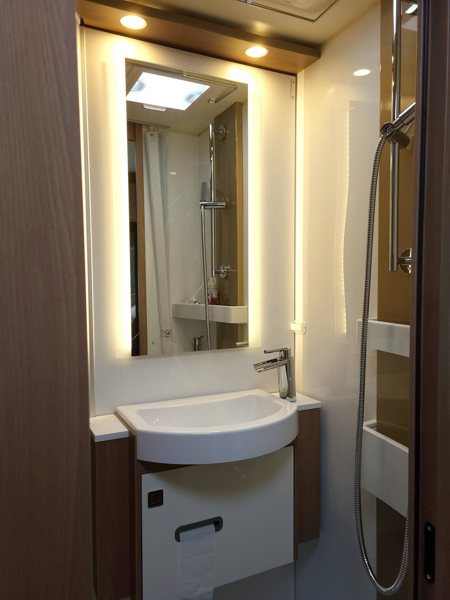 Burstner  Burstner lyseo limited 