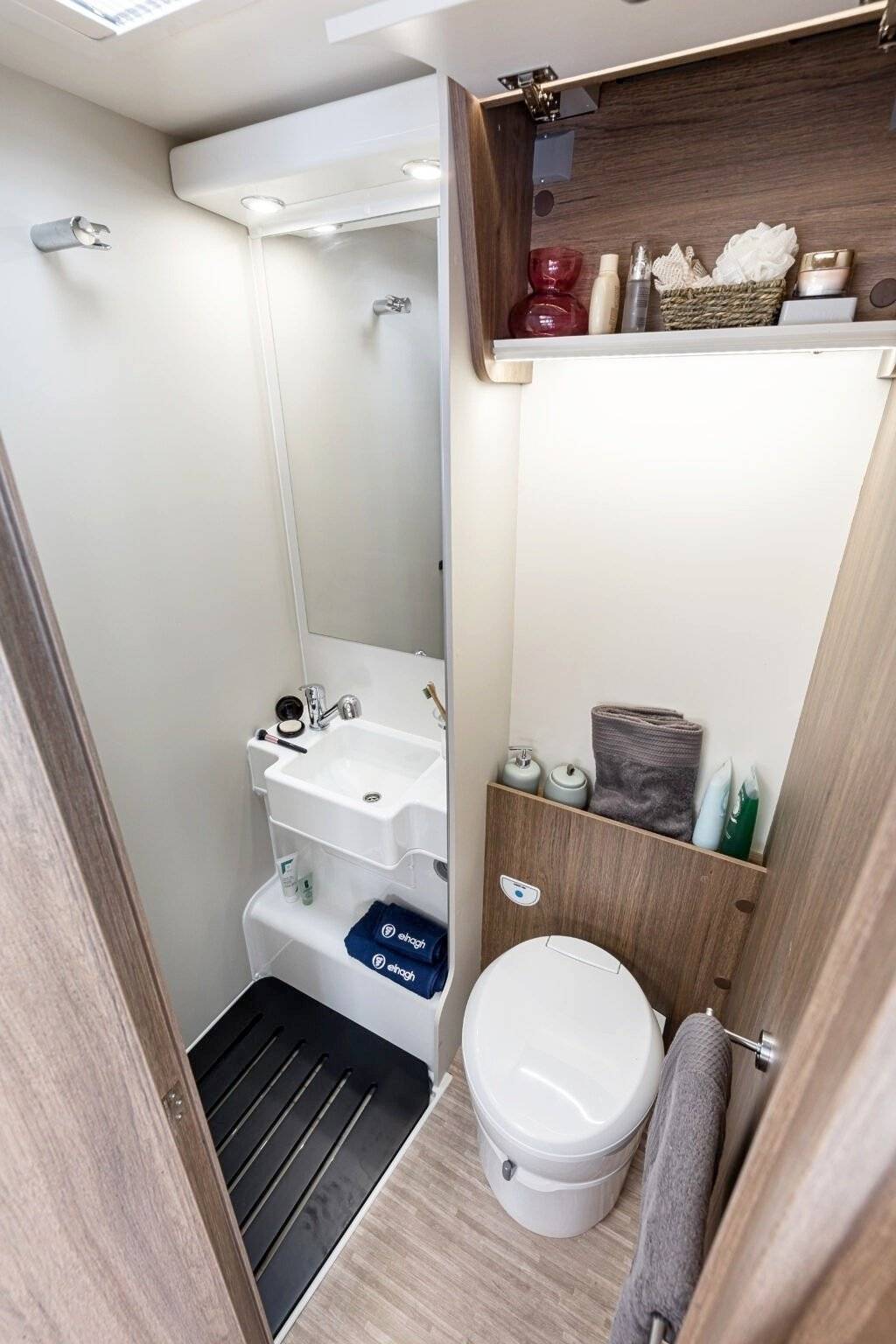 Elnagh Elnagh  Baron 565