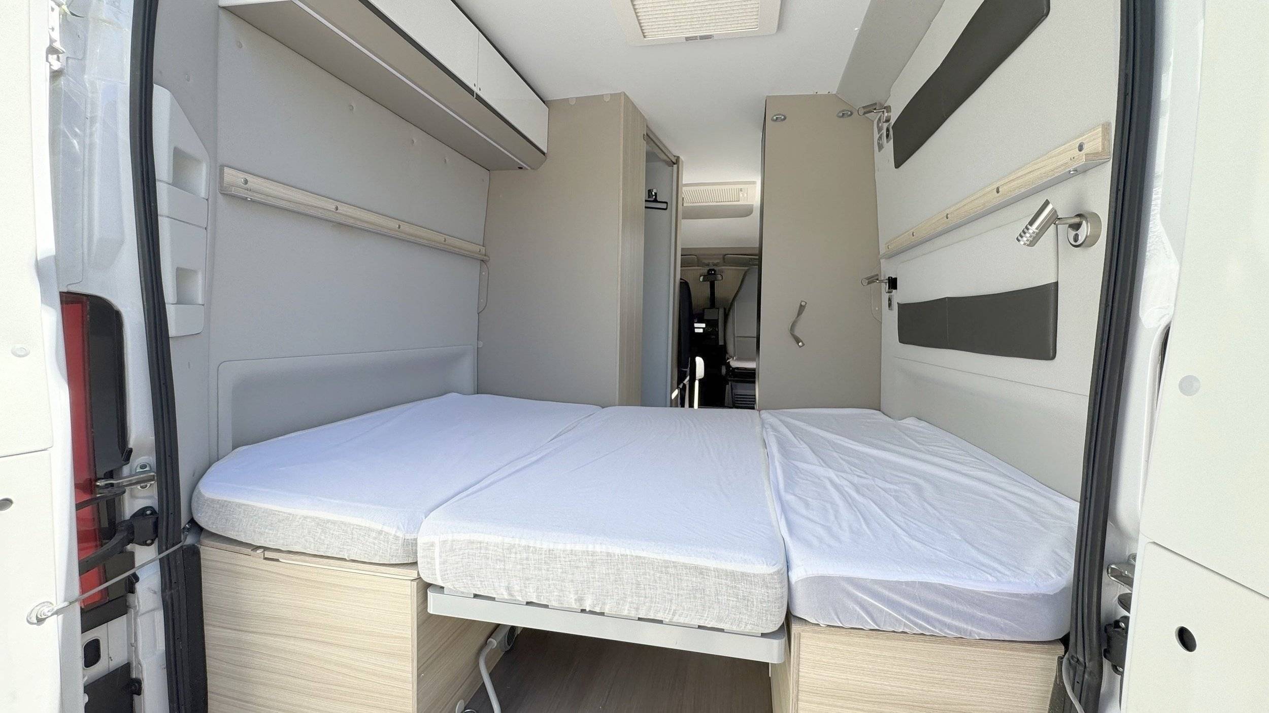 Adria Adria Twin PLUS 600 SPB Family