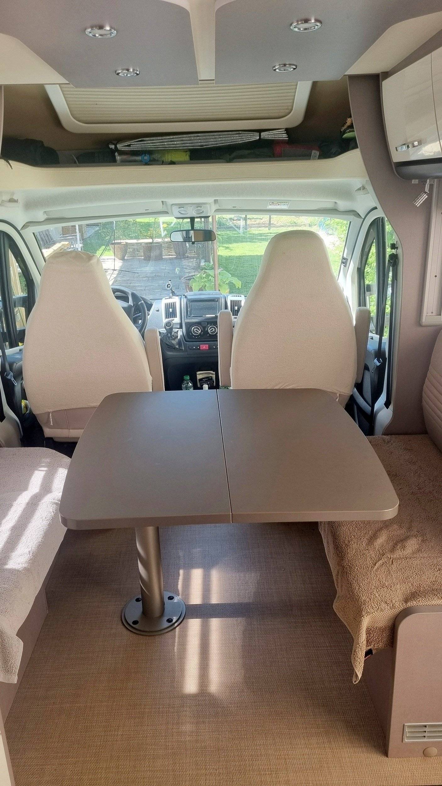 Área de jantar Fiat 2,3l 140ch - Yescapa