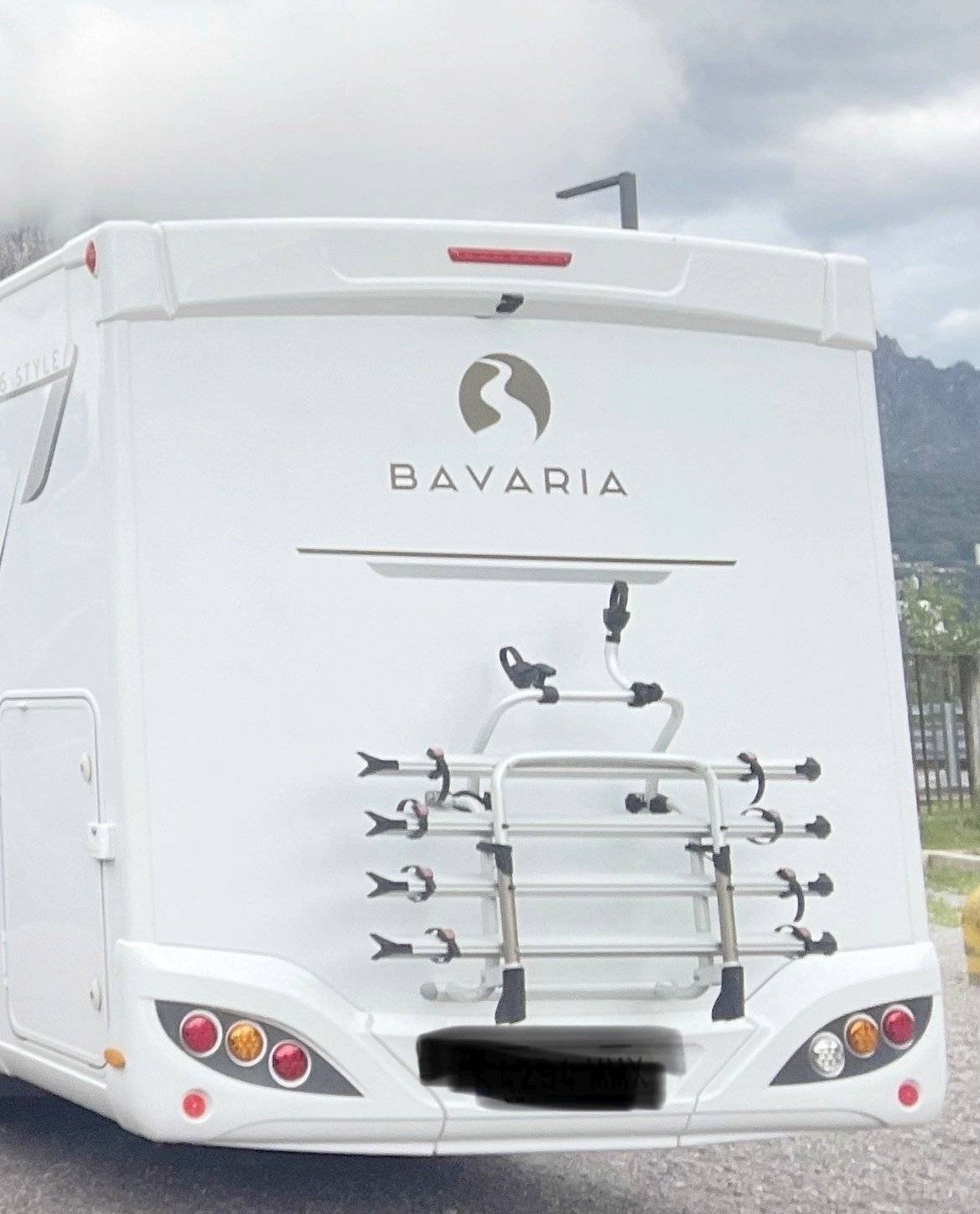 Bavaria T706 S