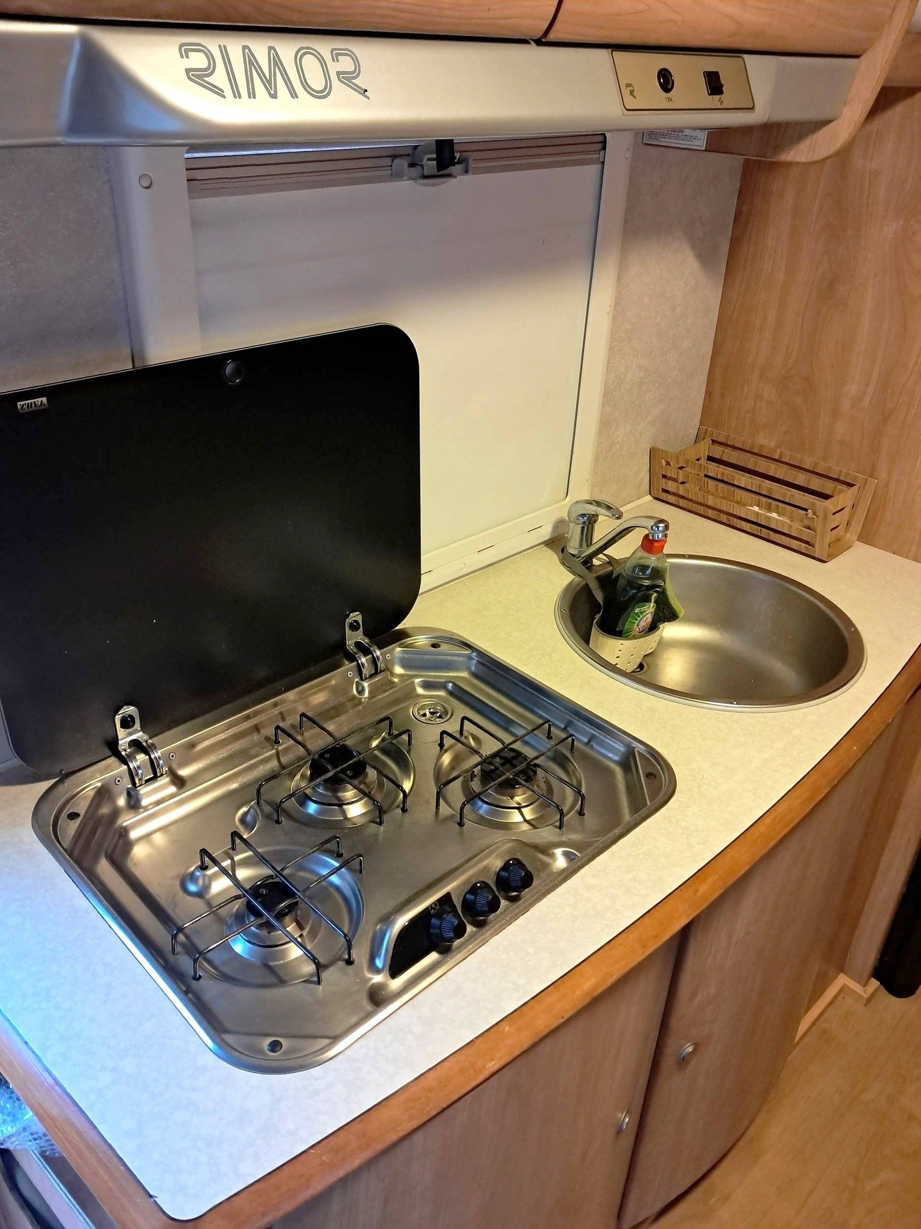 Kitchen Mercedes Sprinter 316 cdi - Yescapa
