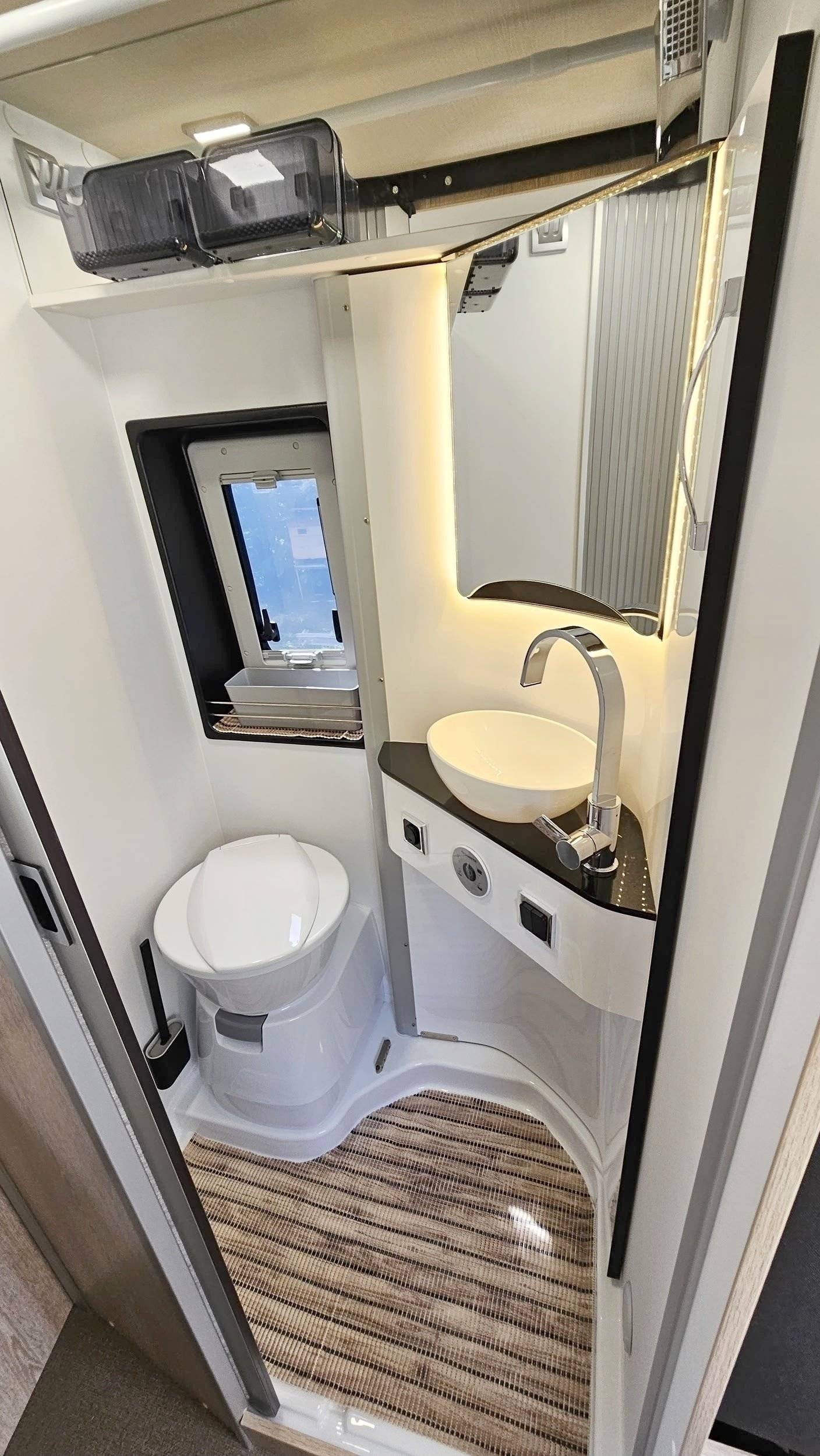 Pössl ¨Pössl 600 summit plus