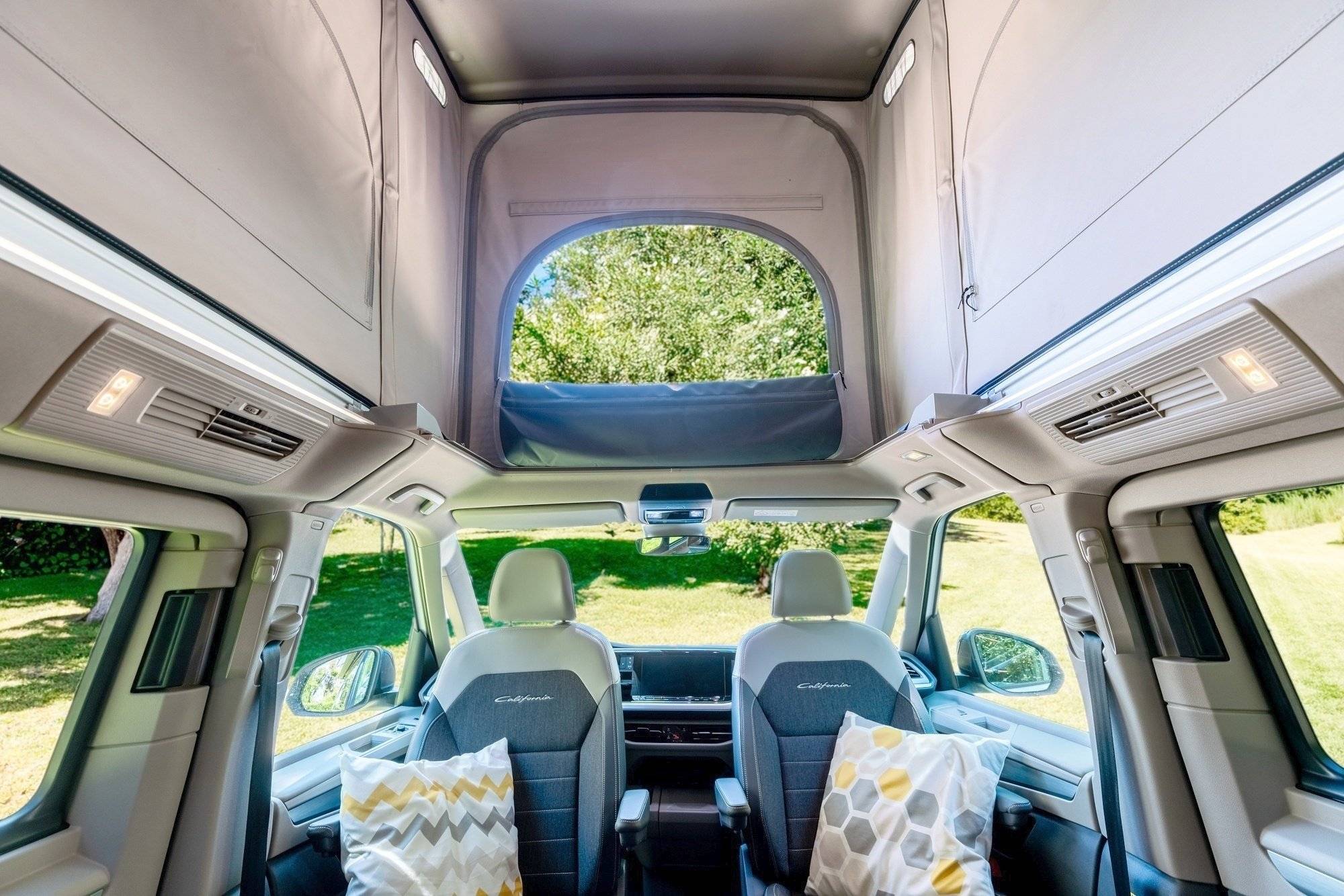 Volkswagen California Ocean T7