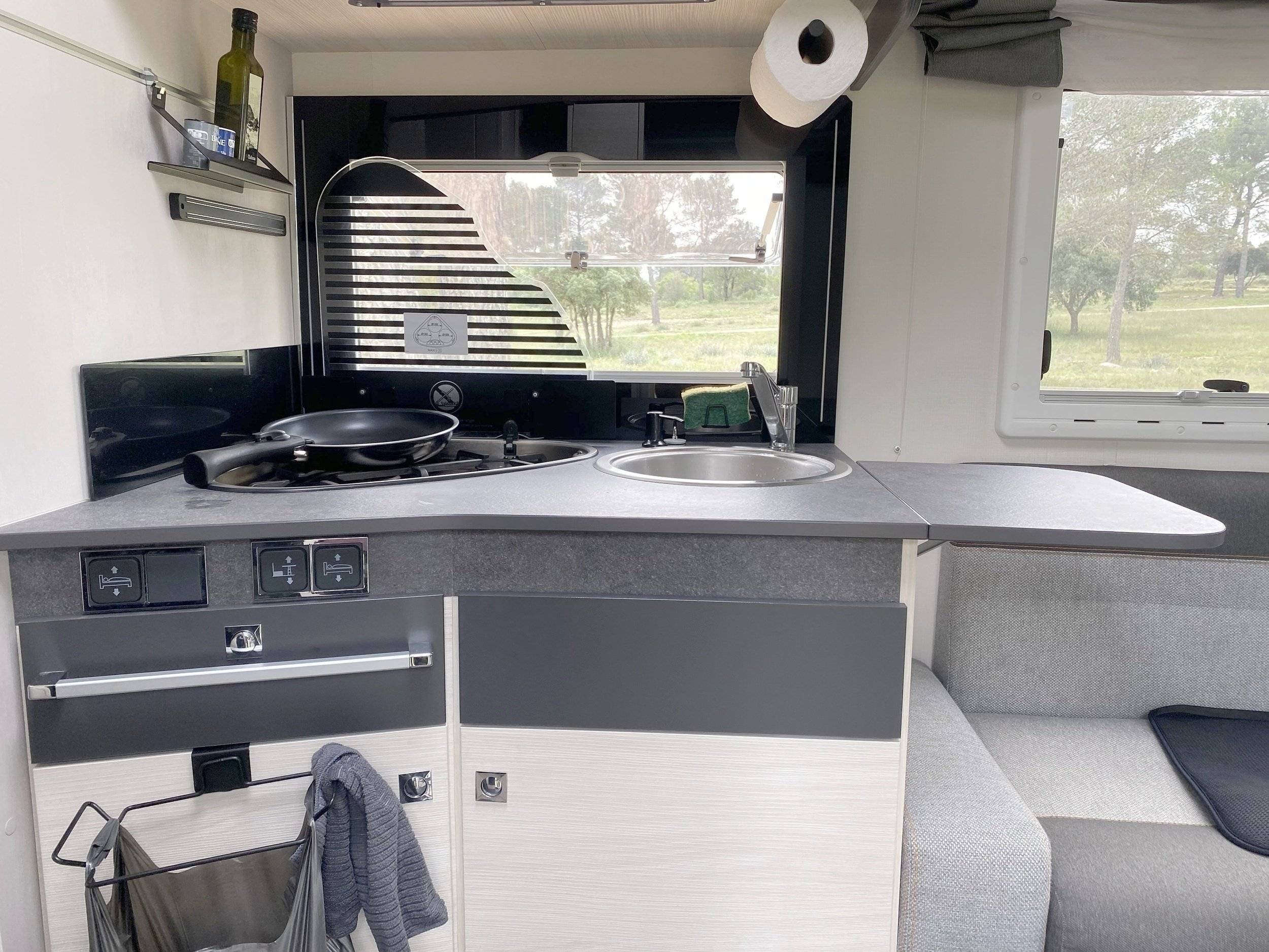 Challenger Challenger 380