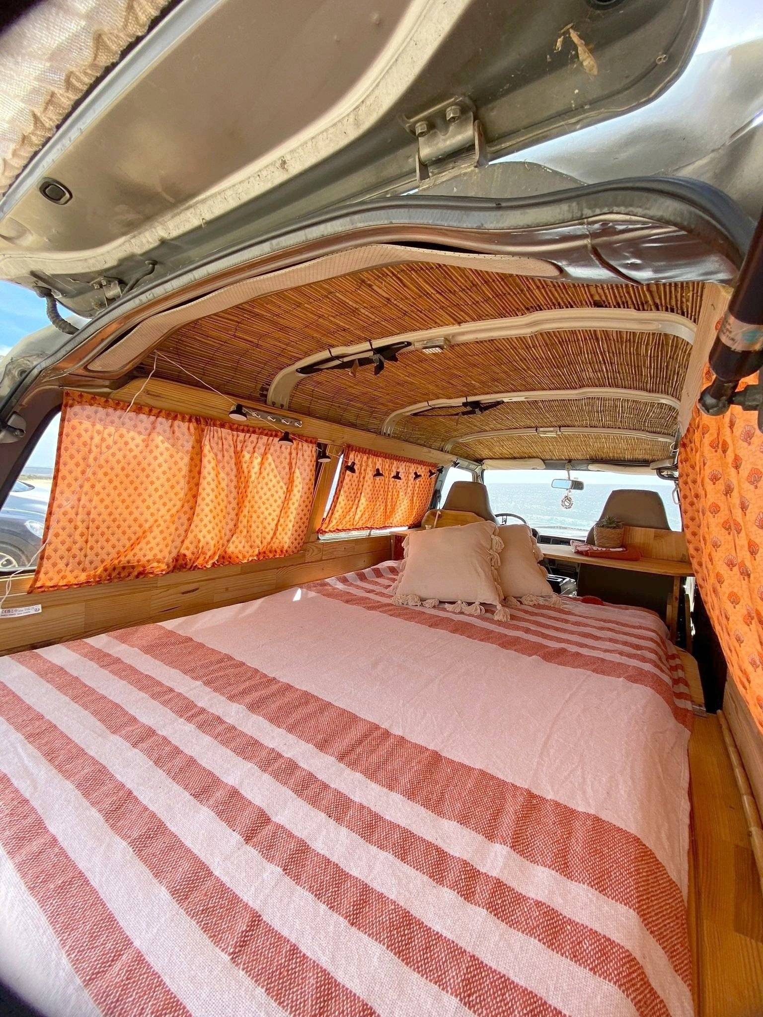 3 C Cartier/Brisebras Nissan Vanette