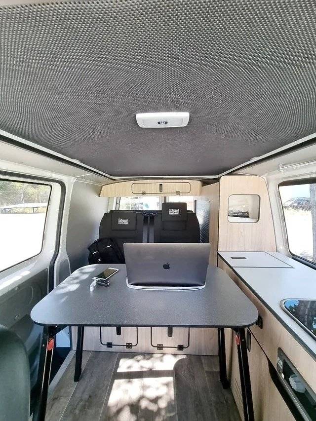 Dinette Volkswagen T6 Kombi - Yescapa