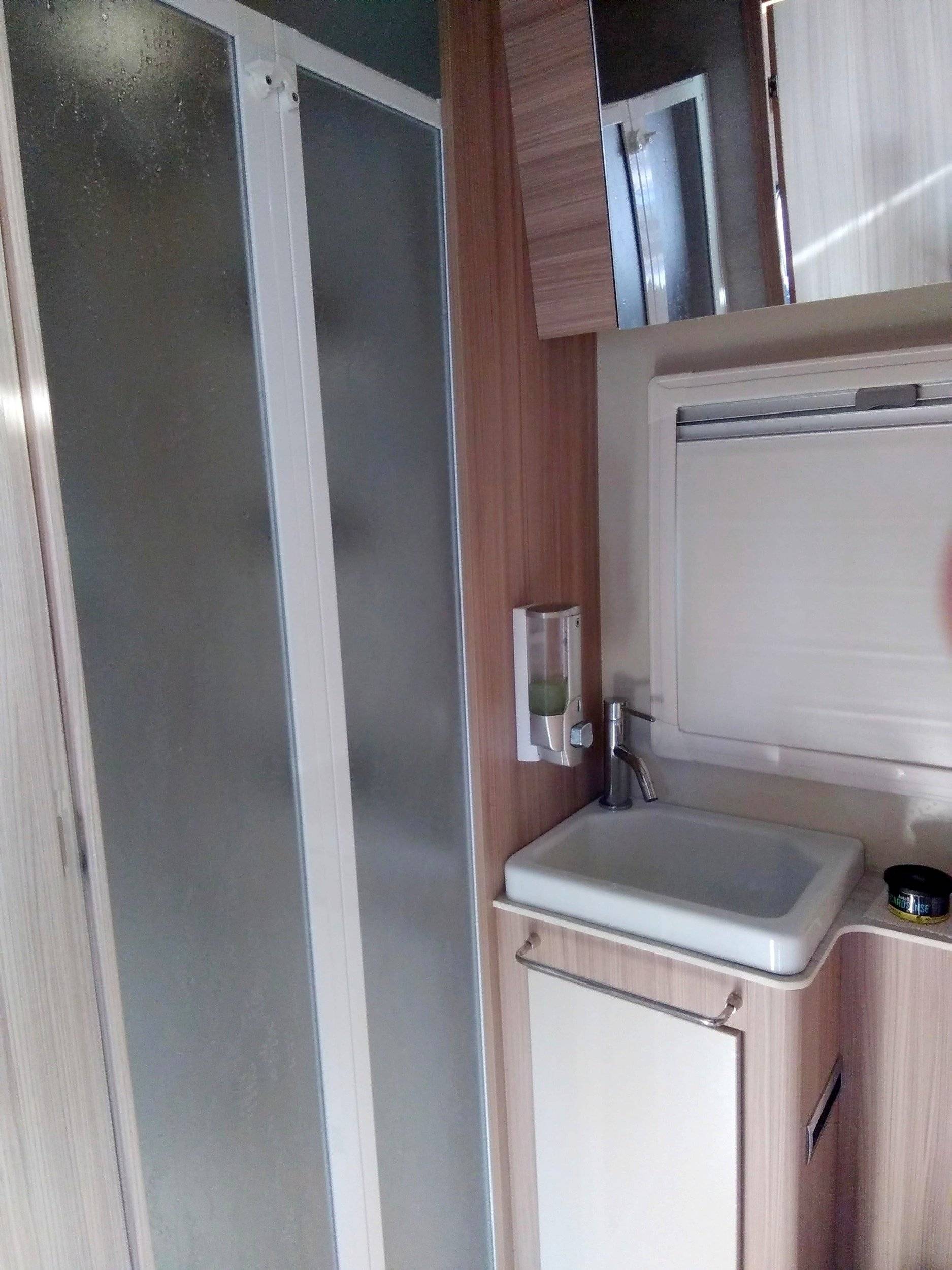 Ahorn 690 T Nee Face Edition