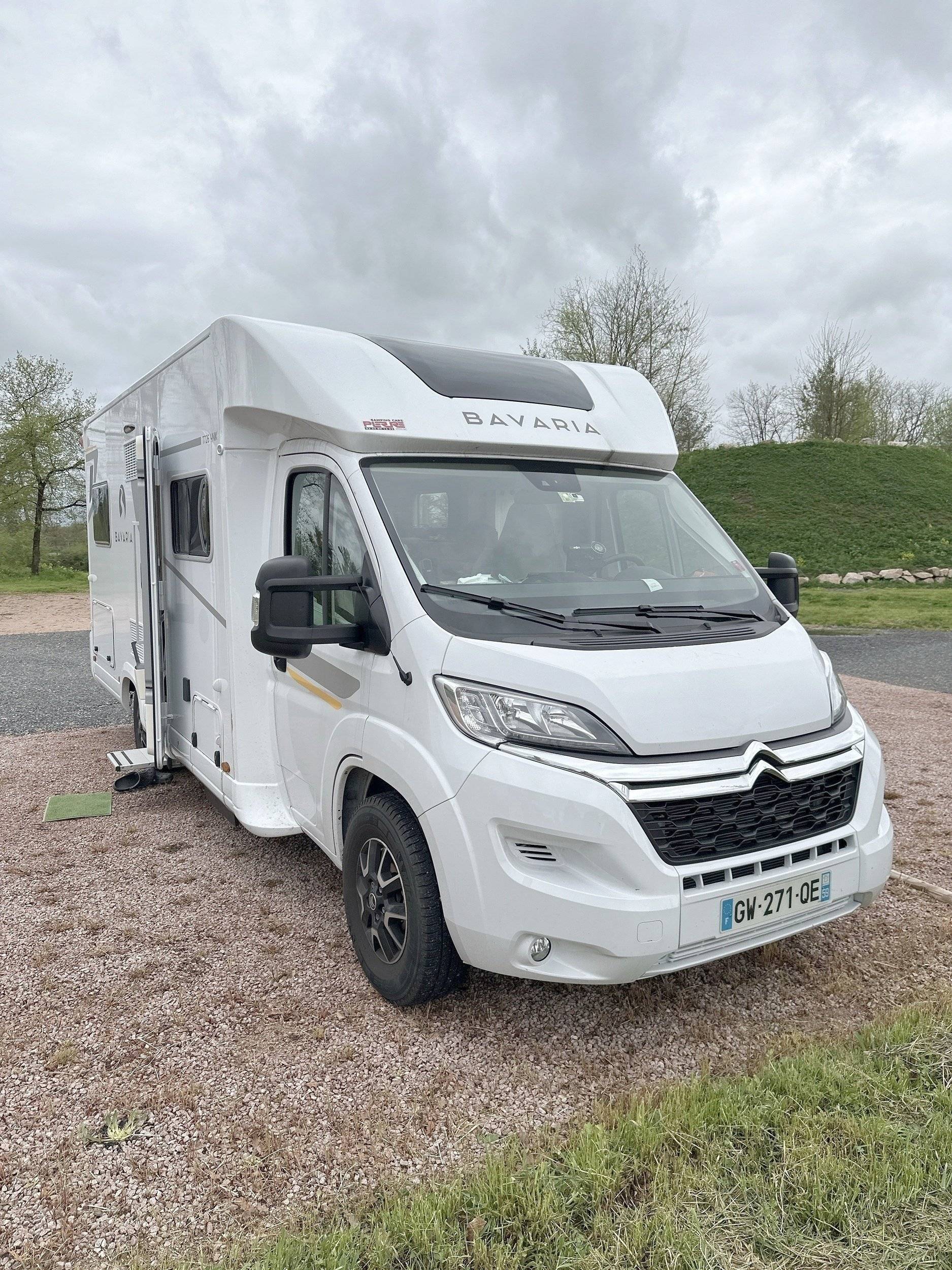 Voorkant 3/4 Citroën - Yescapa
