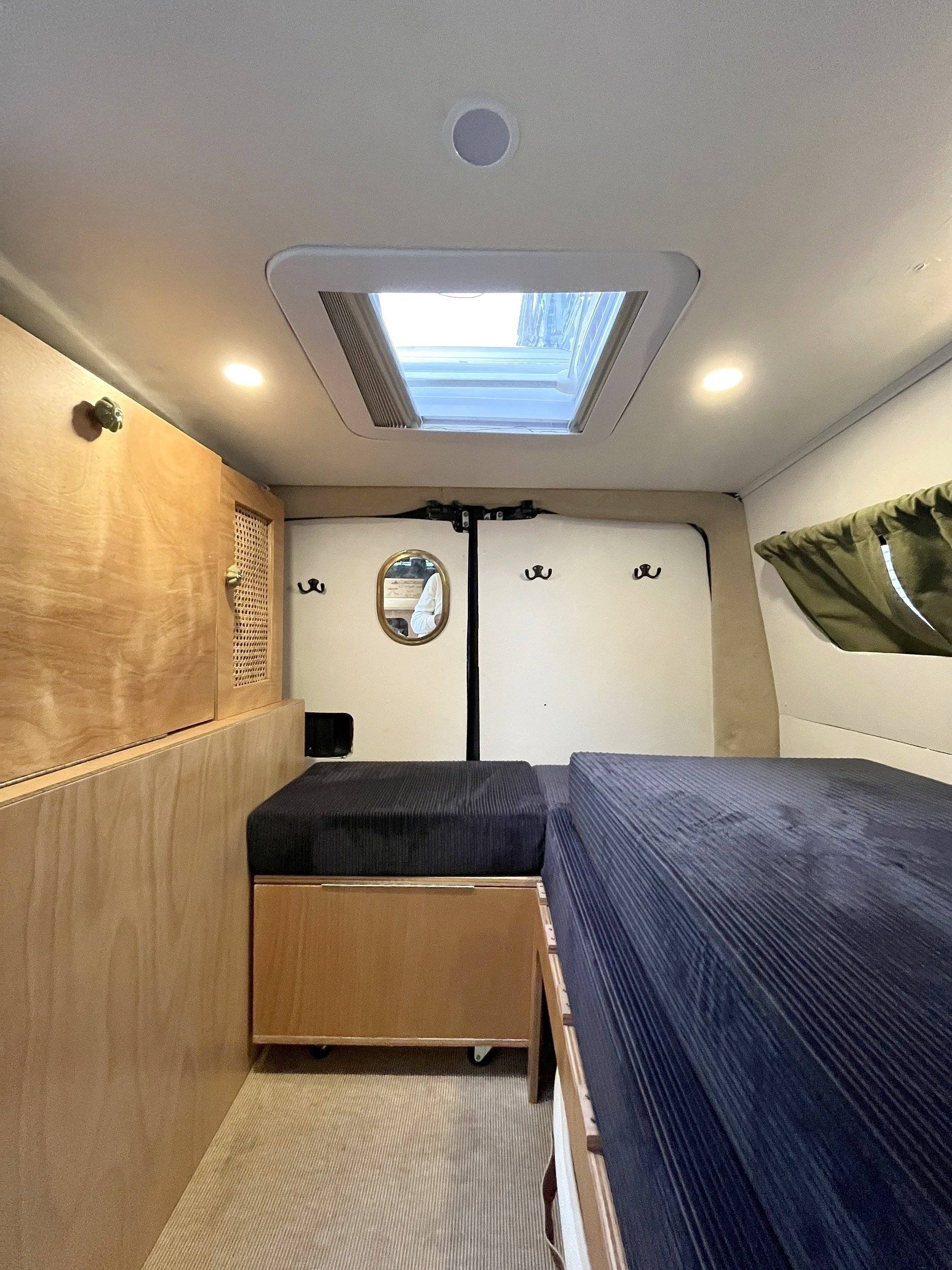 Couchages Mercedes Mercedes vito - Yescapa