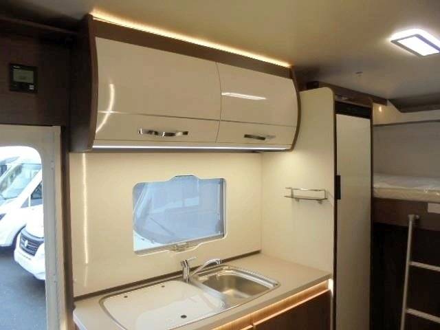 Continental 790M Transit 2,0 l 130 ch