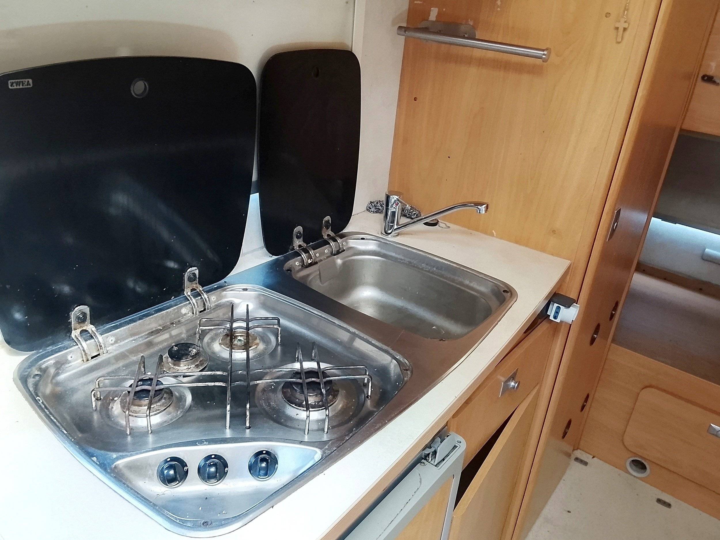 Kitchen Ford - Yescapa