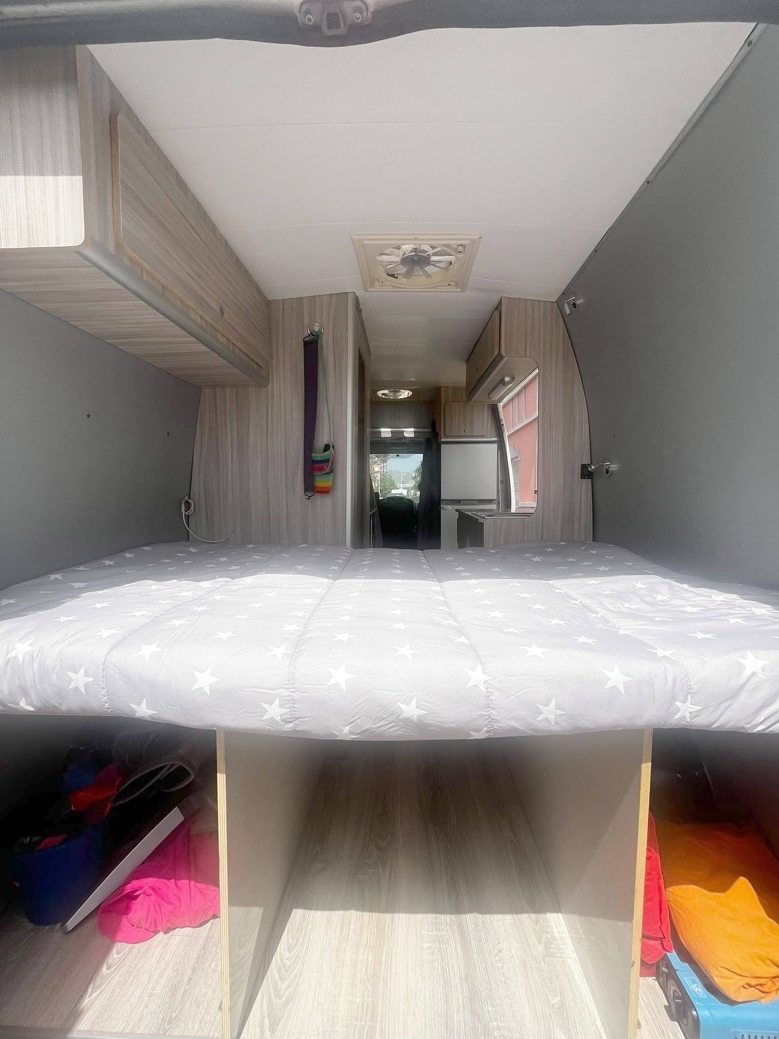 Camper Track Furgon