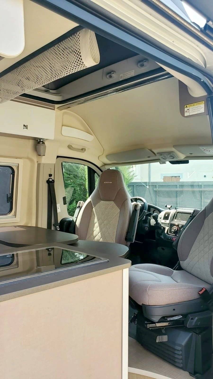 Menjador Fiat Ducato 2,3 l Multijet 140 - Yescapa