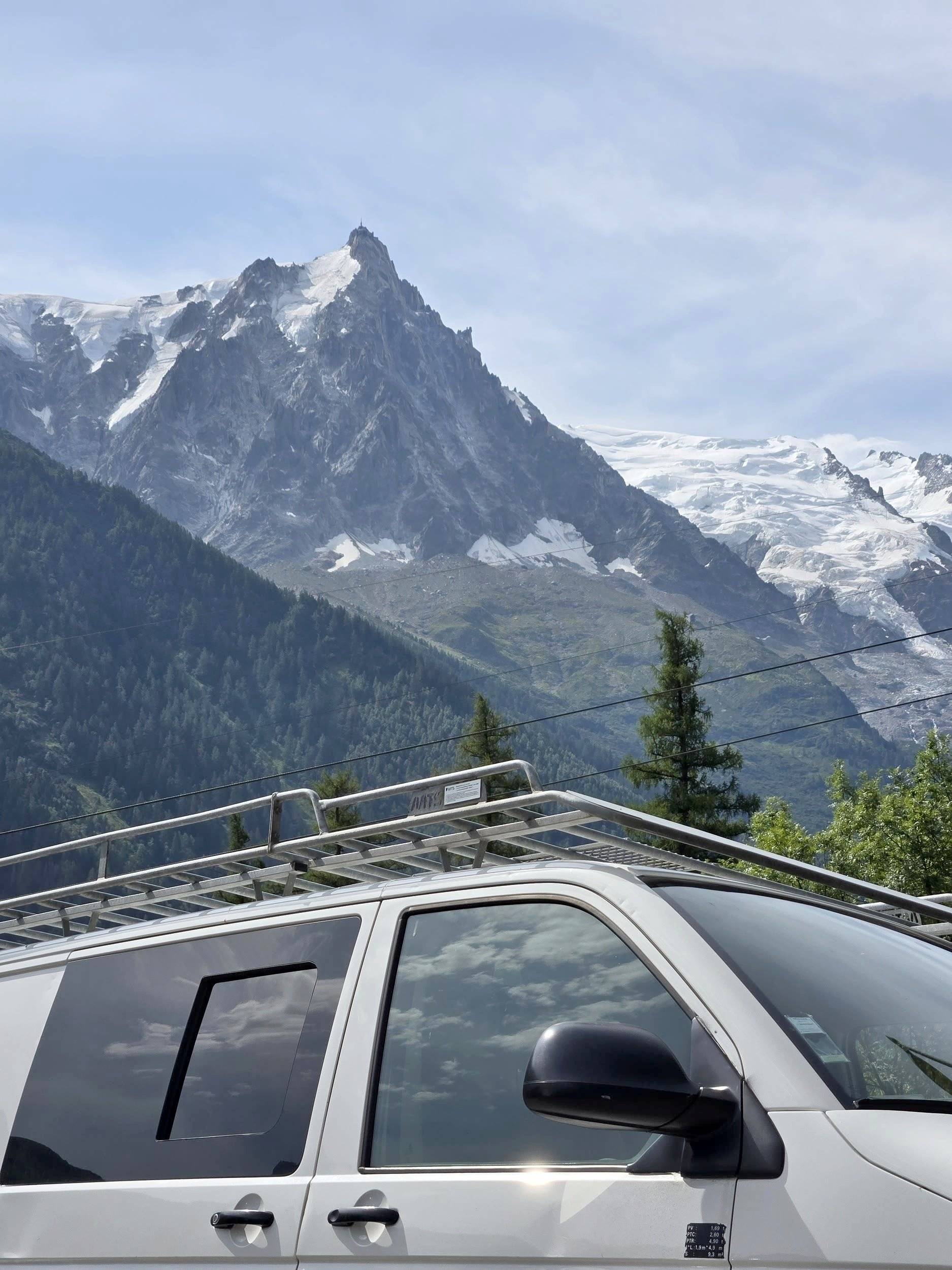 Volkswagen T5 Court 2 l 102 ch