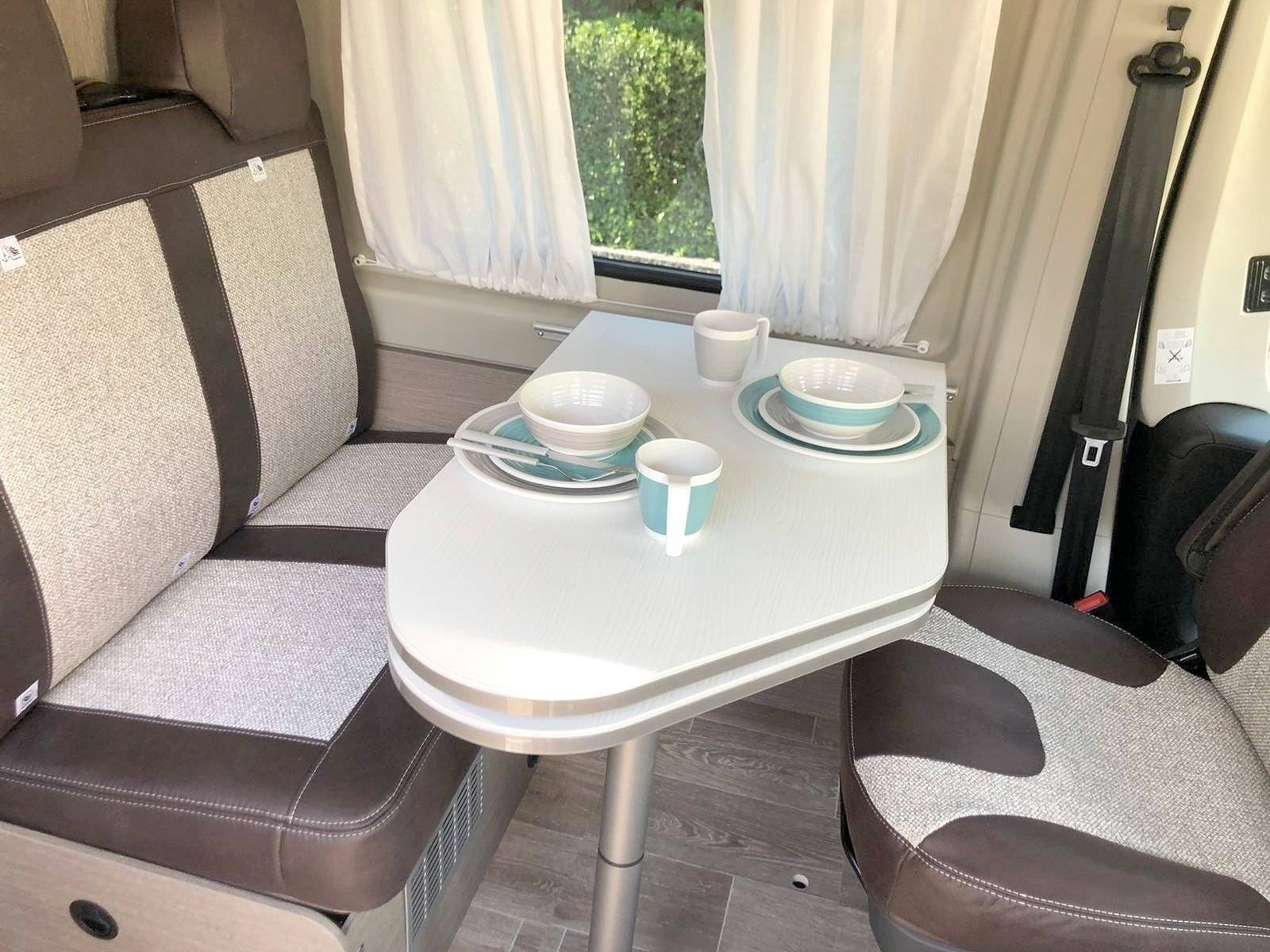 Dinette Citroën Jumper 2,2 l 120 ch - Yescapa