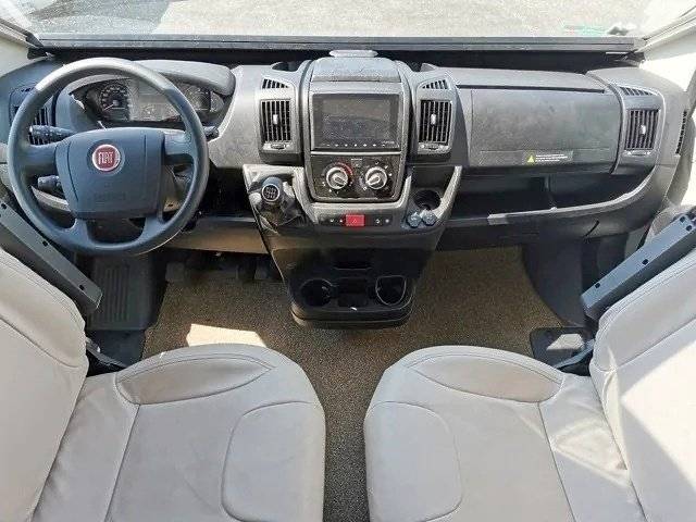 Pilote PILOTE Essentiel P706 C