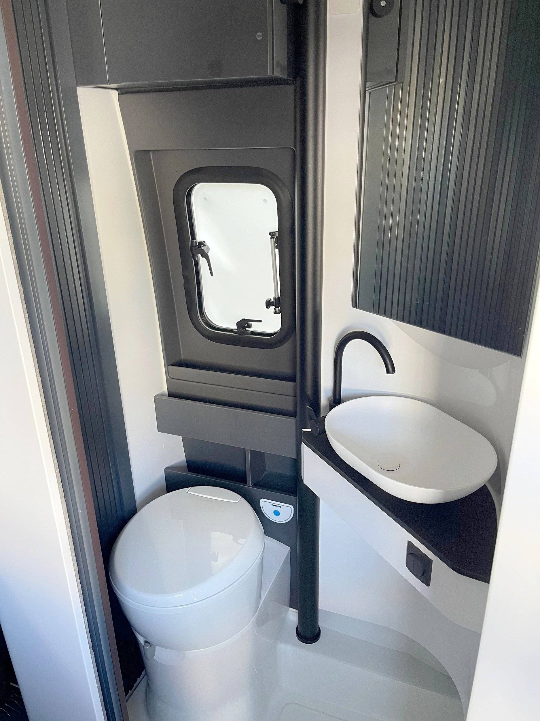 Adria Adria Twin Sport 600 SPB