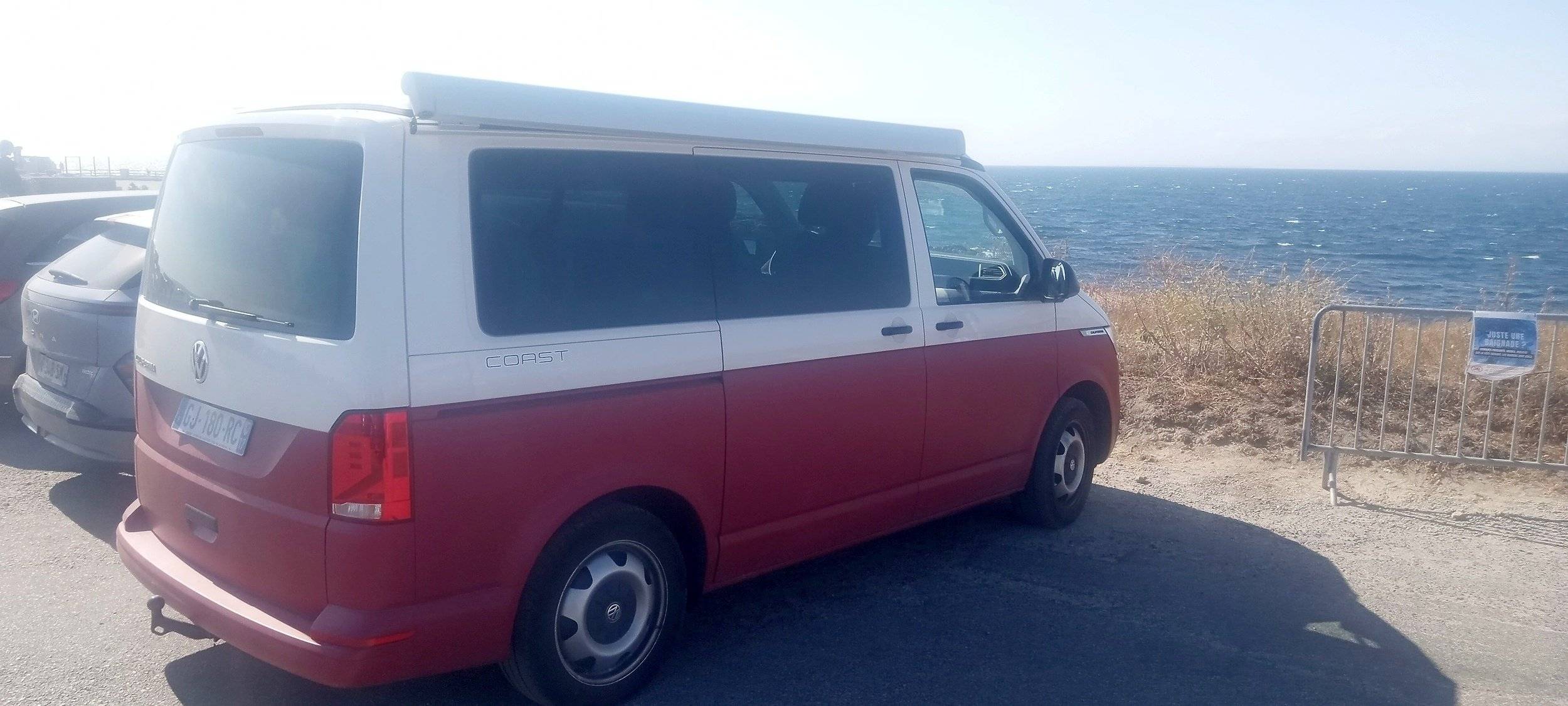 Front view from 3/4 Volkswagen T6 2 l TDI 150 ch - Yescapa