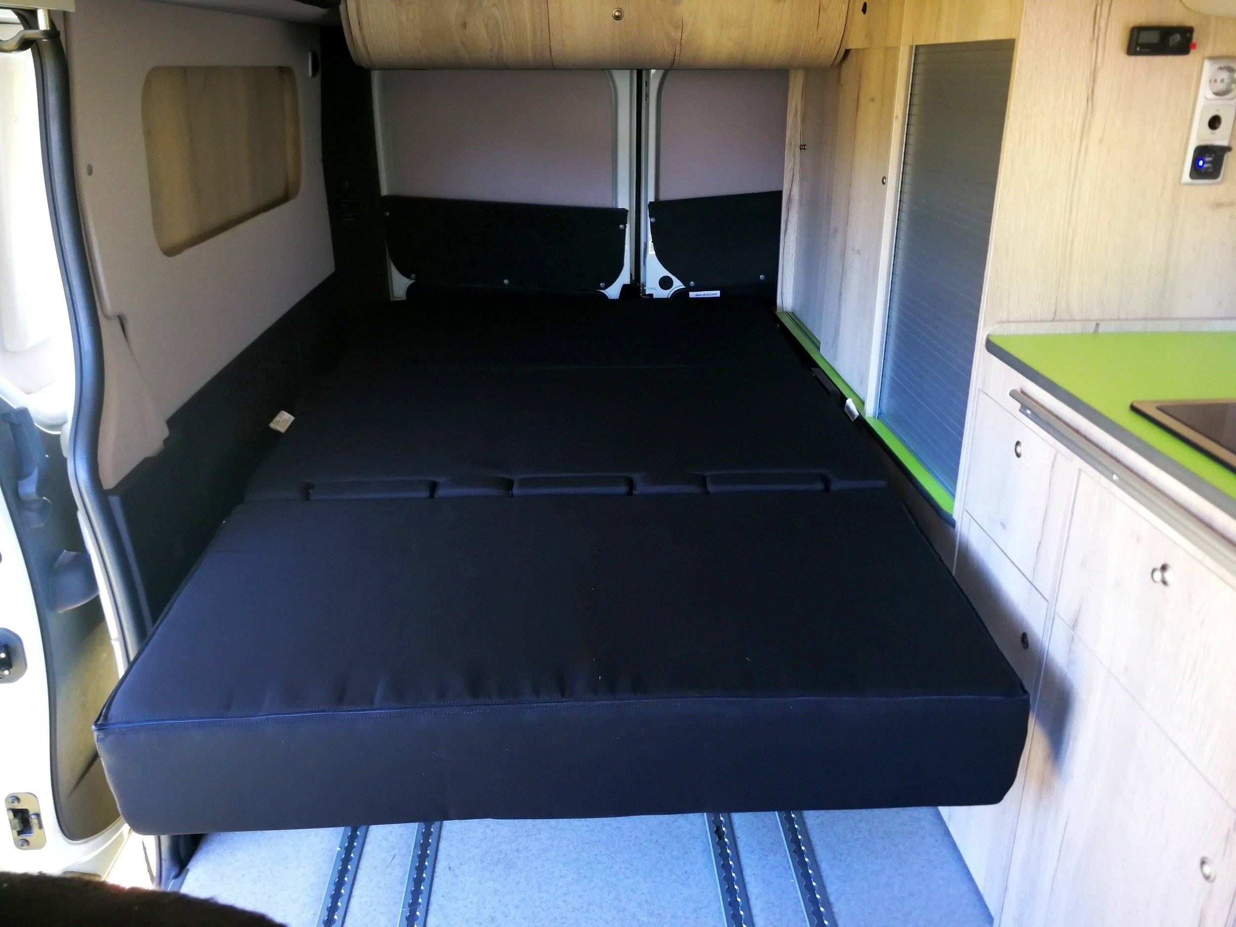 Couchages Opel Vivaro - Yescapa