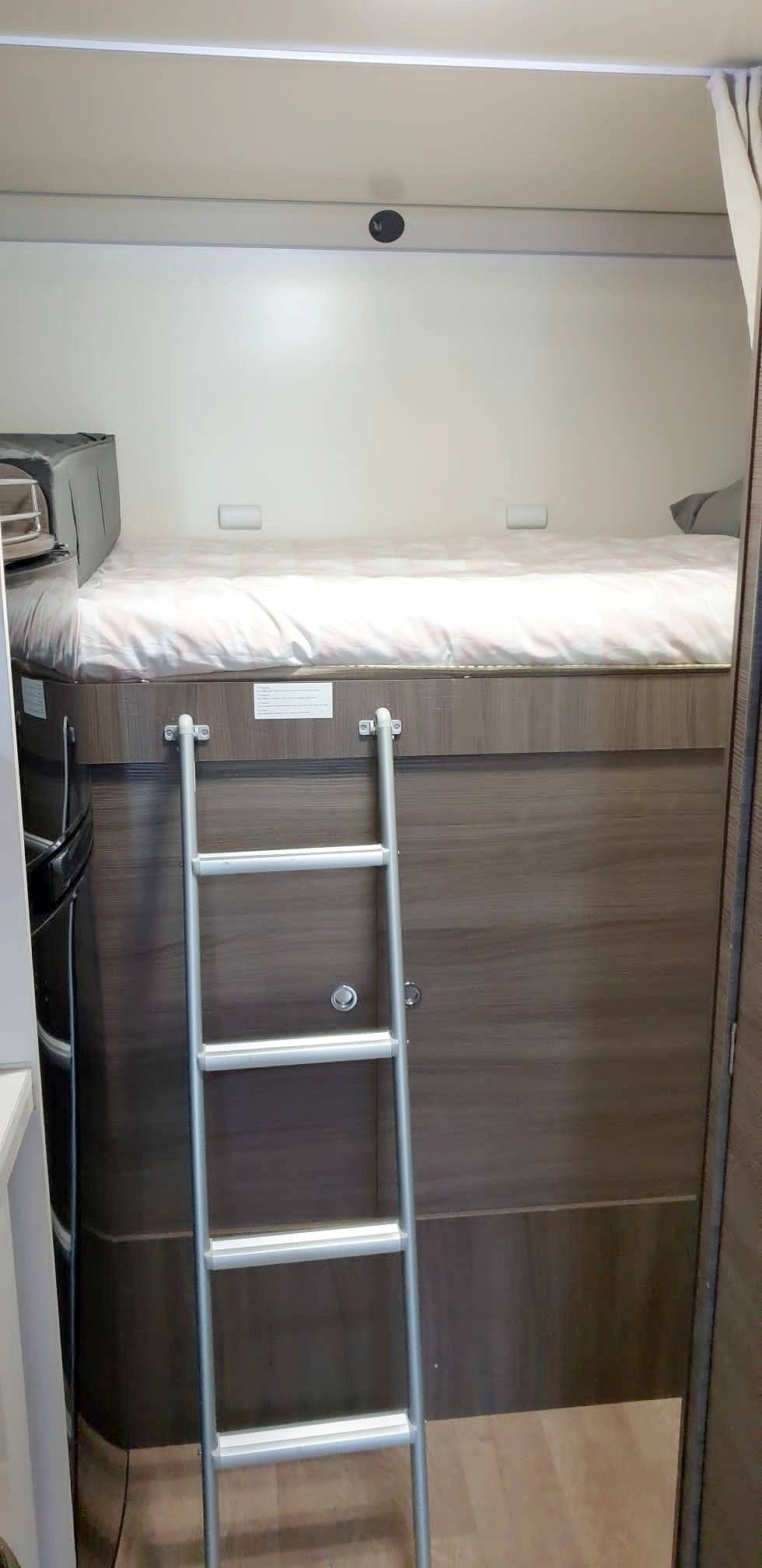 Berth Fiat Ducato 2,3 l 130 ch - Yescapa