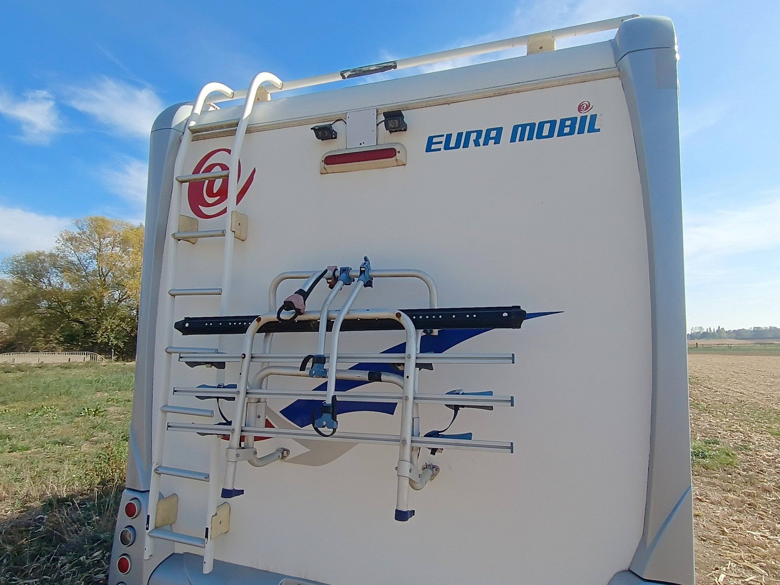 EURA MOBIL  PA 685 Vb
