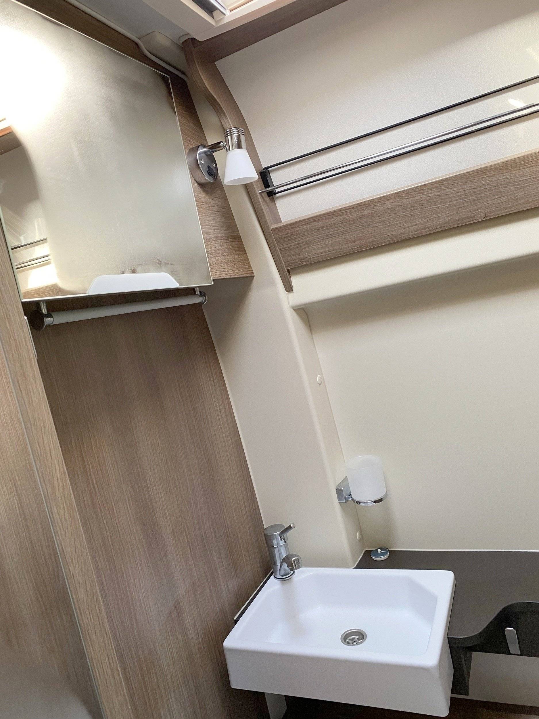 Campérêve 643 LIMITED