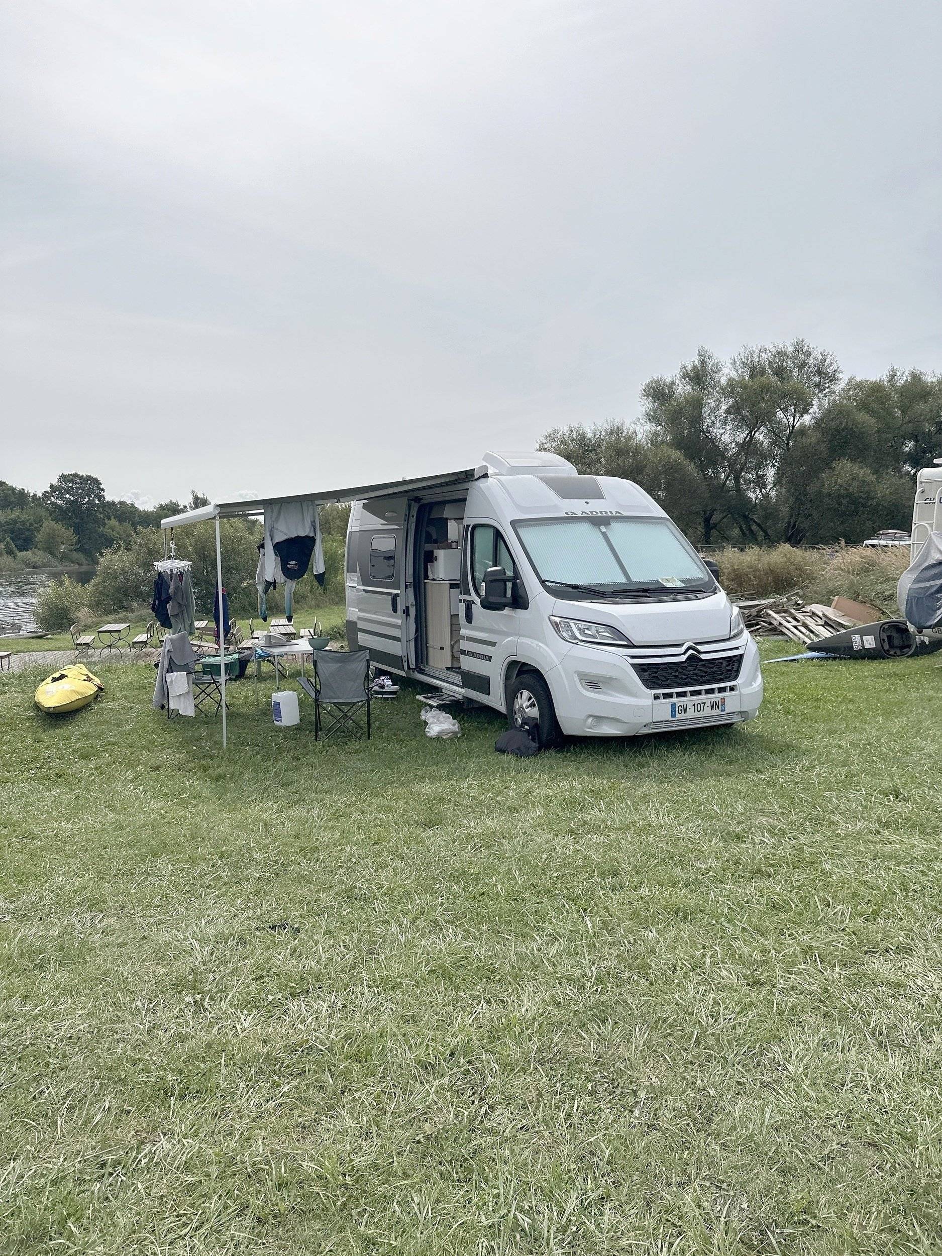 Adria Adria Twin PLUS 600 SPB Family