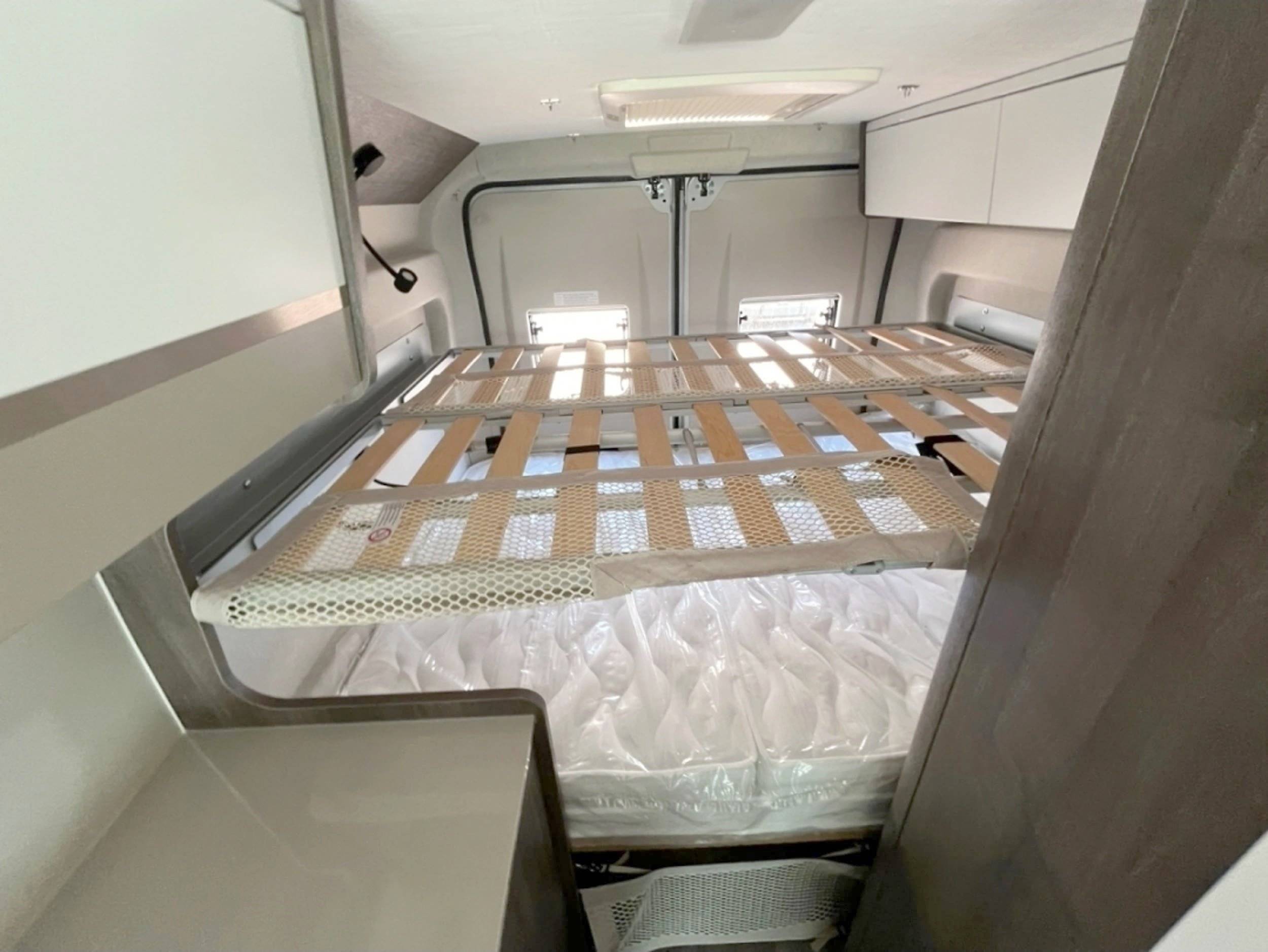 Berth Citroën Citroen - Yescapa