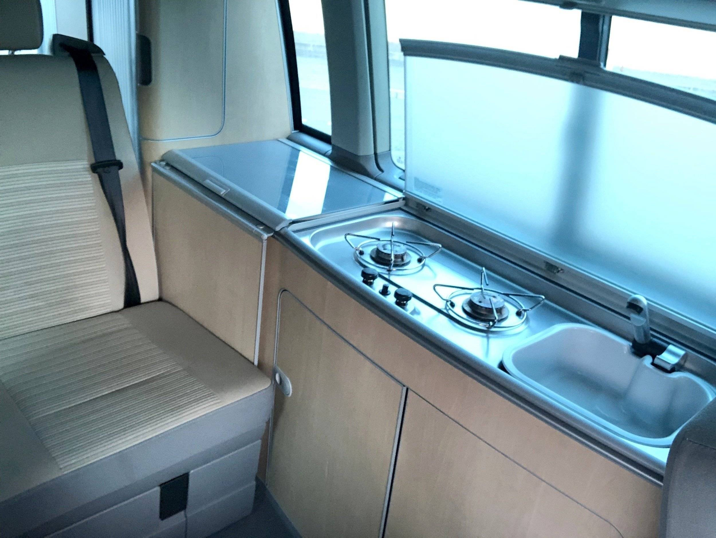 California T5 2 l 140 ch